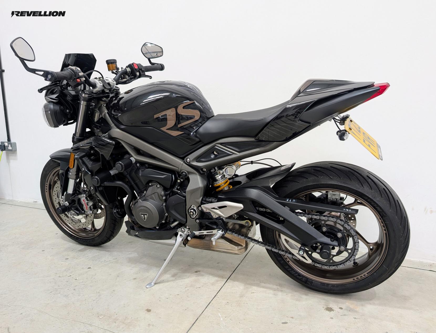 Triumph Street Triple 765 765 RS Naked Petrol Manual X-ring Euro 5 (124 ps)