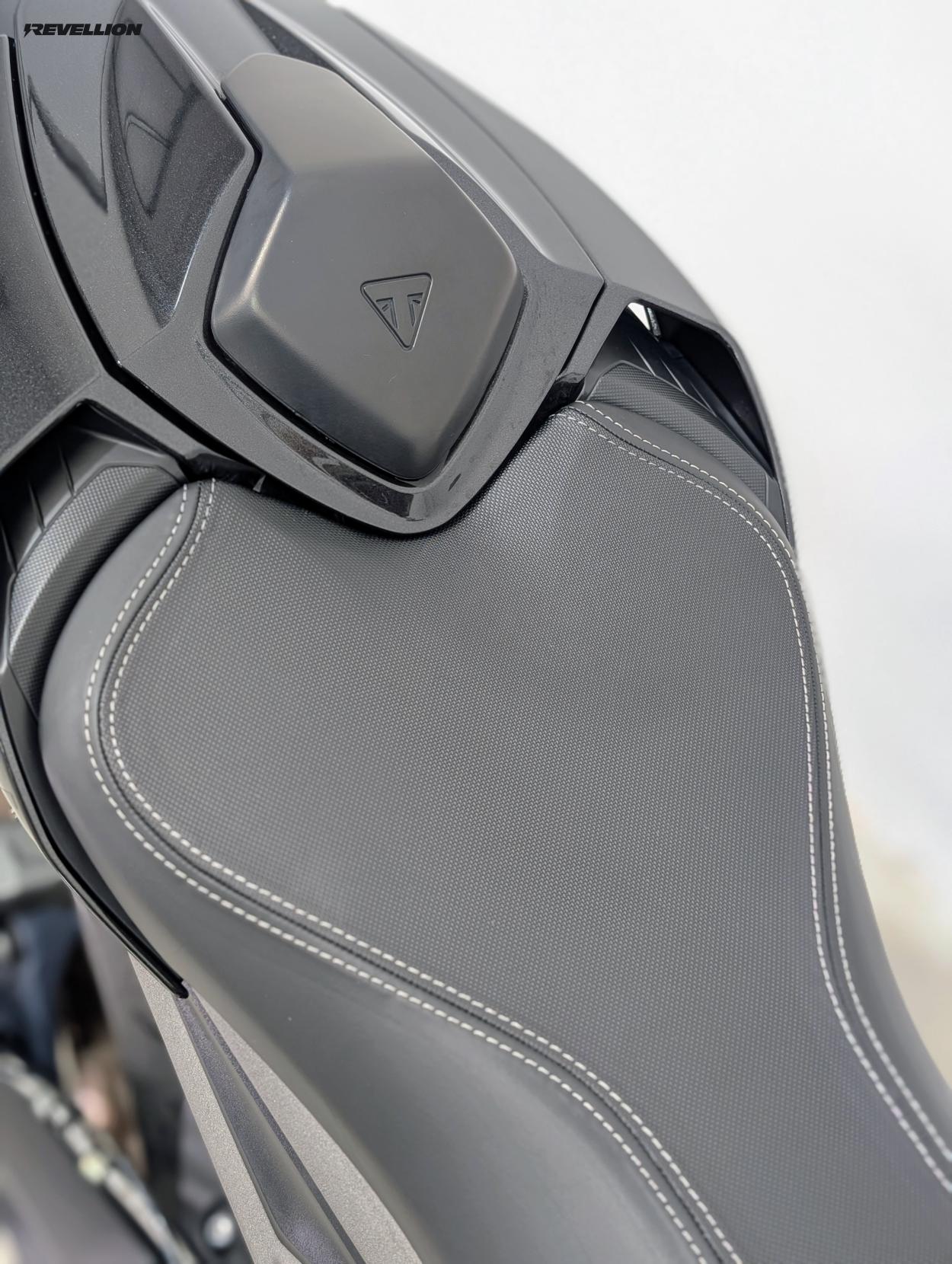 Triumph Street Triple 765 765 RS Naked Petrol Manual X-ring Euro 5 (124 ps)