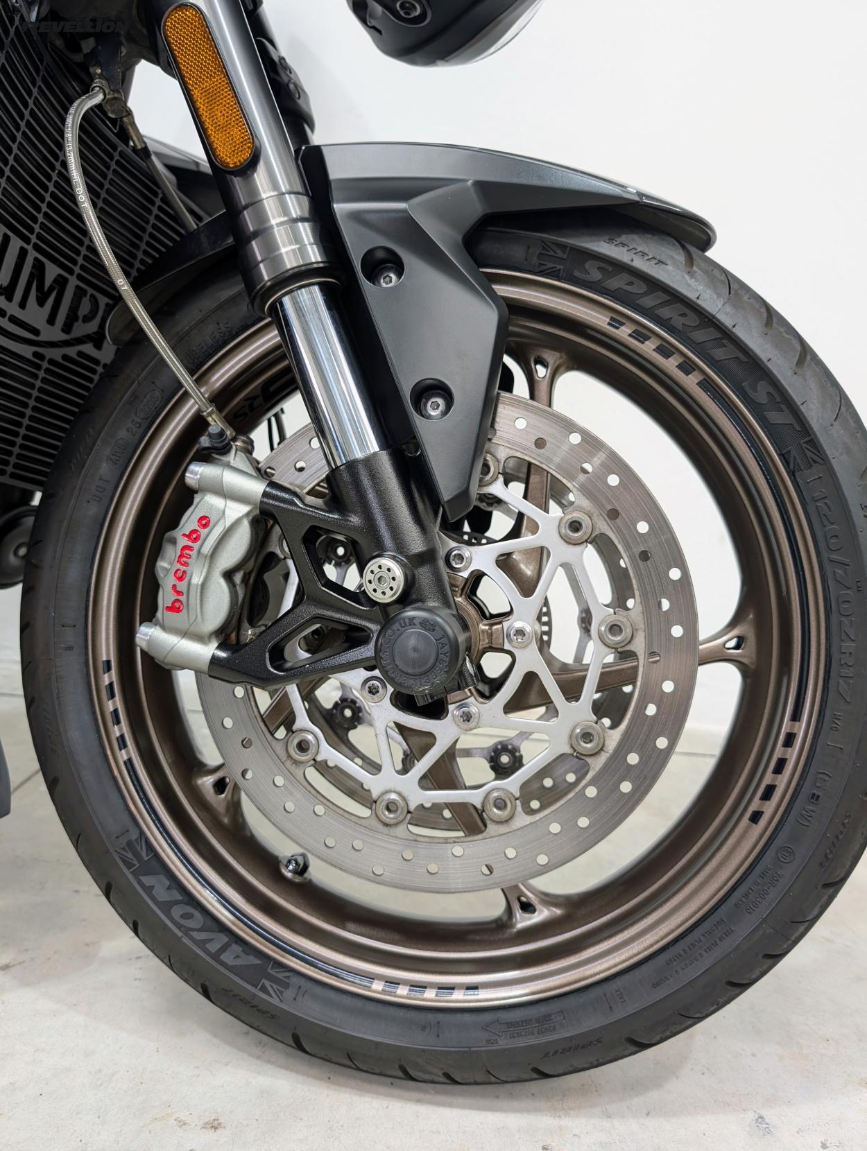 Triumph Street Triple 765 765 RS Naked Petrol Manual X-ring Euro 5 (124 ps)