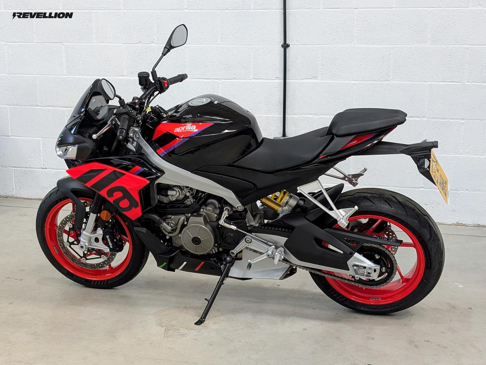 Aprilia Tuono 660 660 Factory Naked Petrol Manual Euro 5 (100 ps)