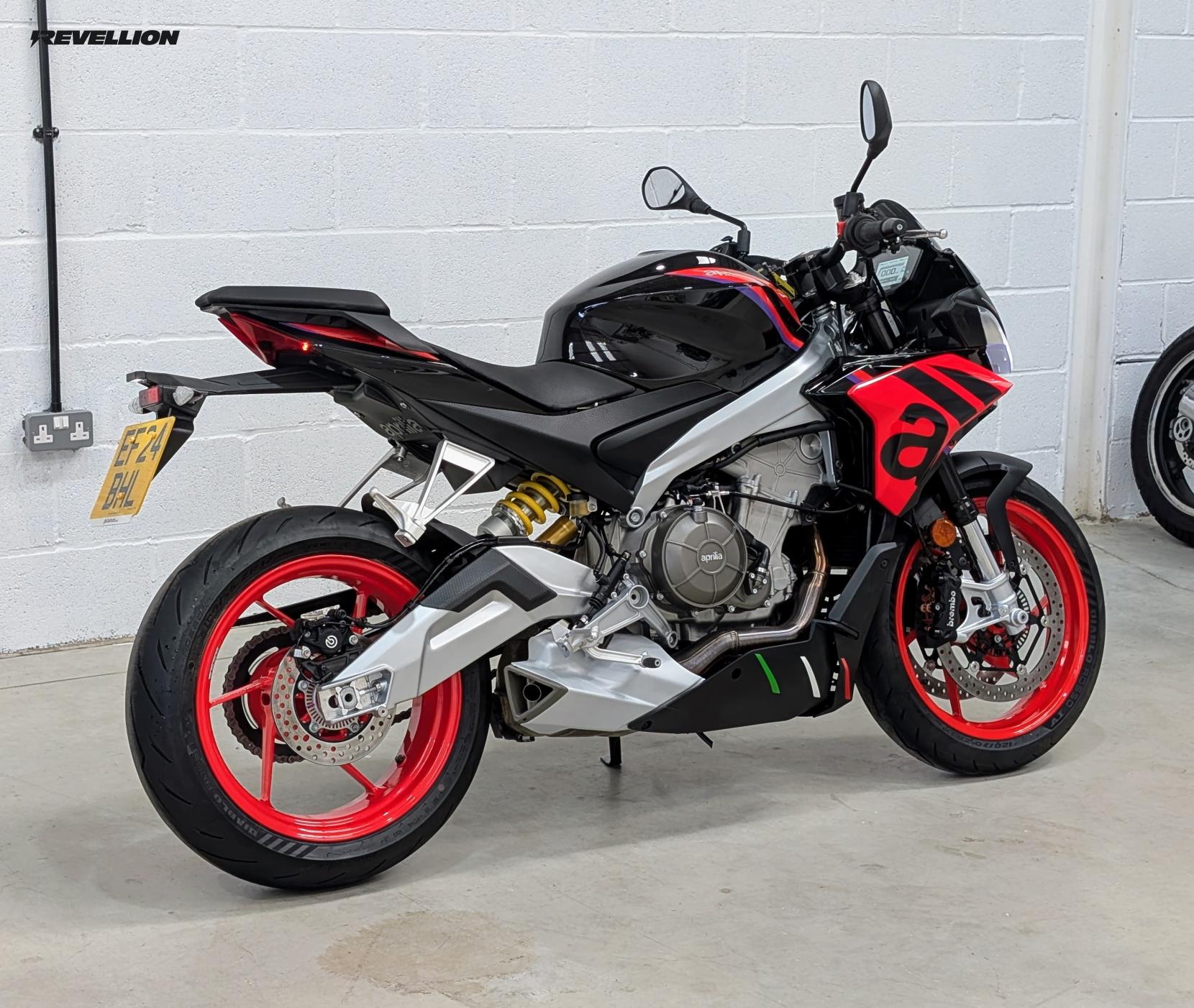 Aprilia Tuono 660 660 Factory Naked Petrol Manual Euro 5 (100 ps)