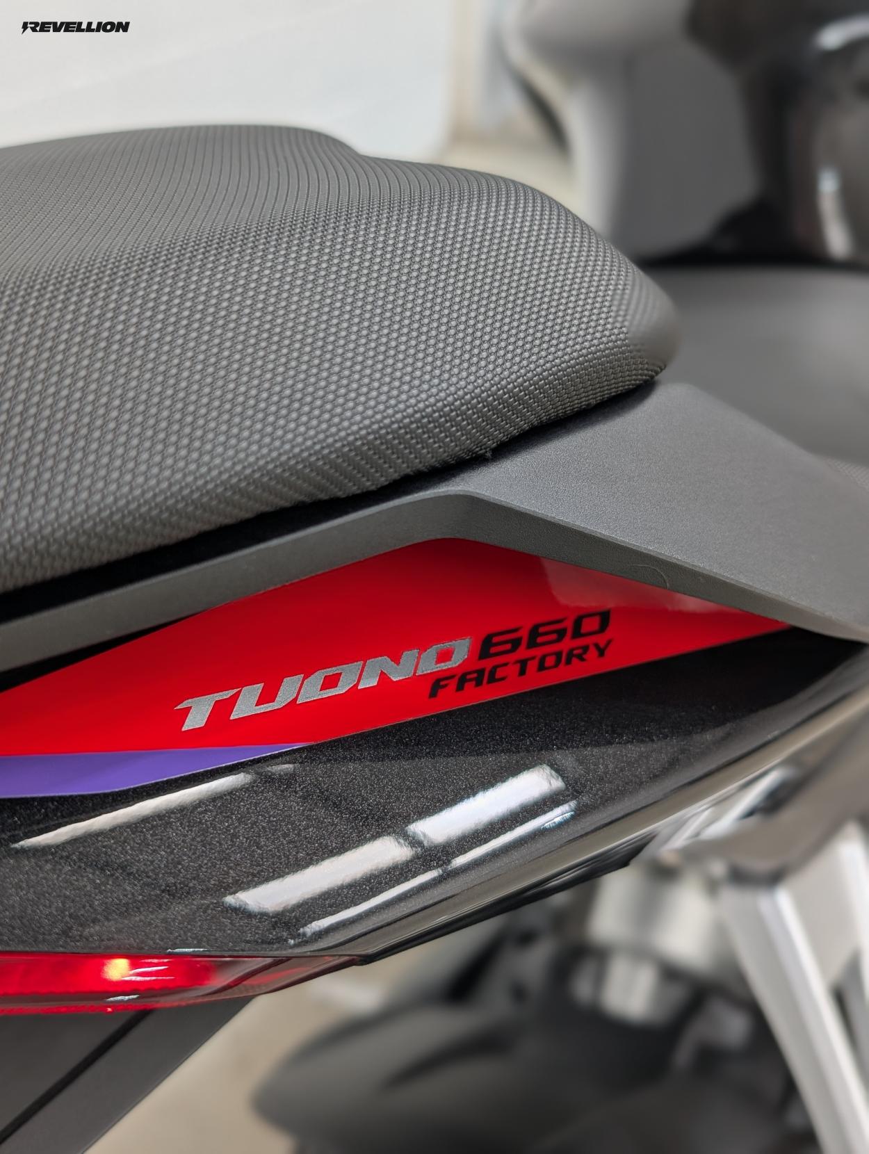 Aprilia Tuono 660 660 Factory Naked Petrol Manual Euro 5 (100 ps)