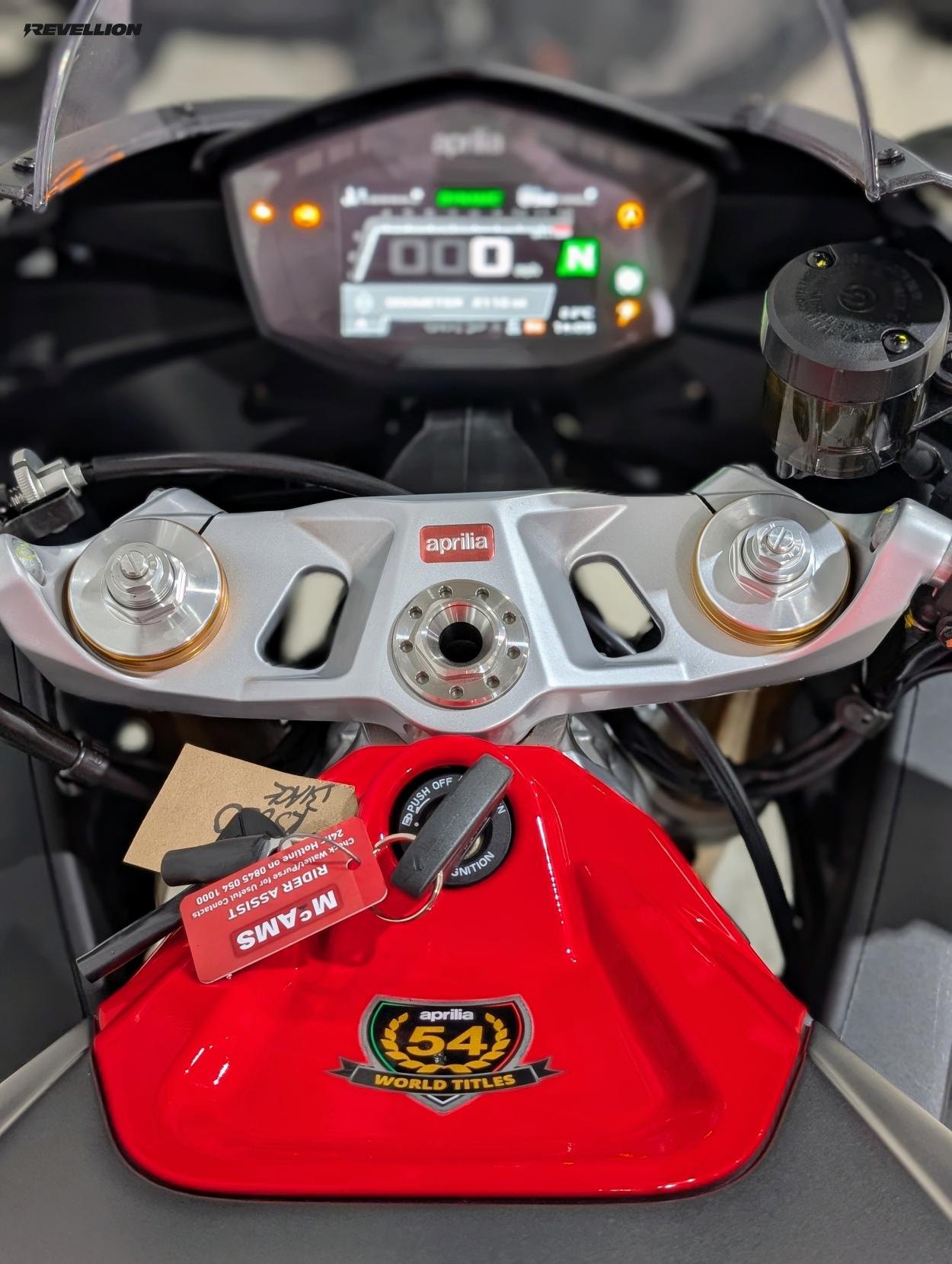 Aprilia RS 660 660 Super Sports Petrol Manual Euro 5 (105 ps)