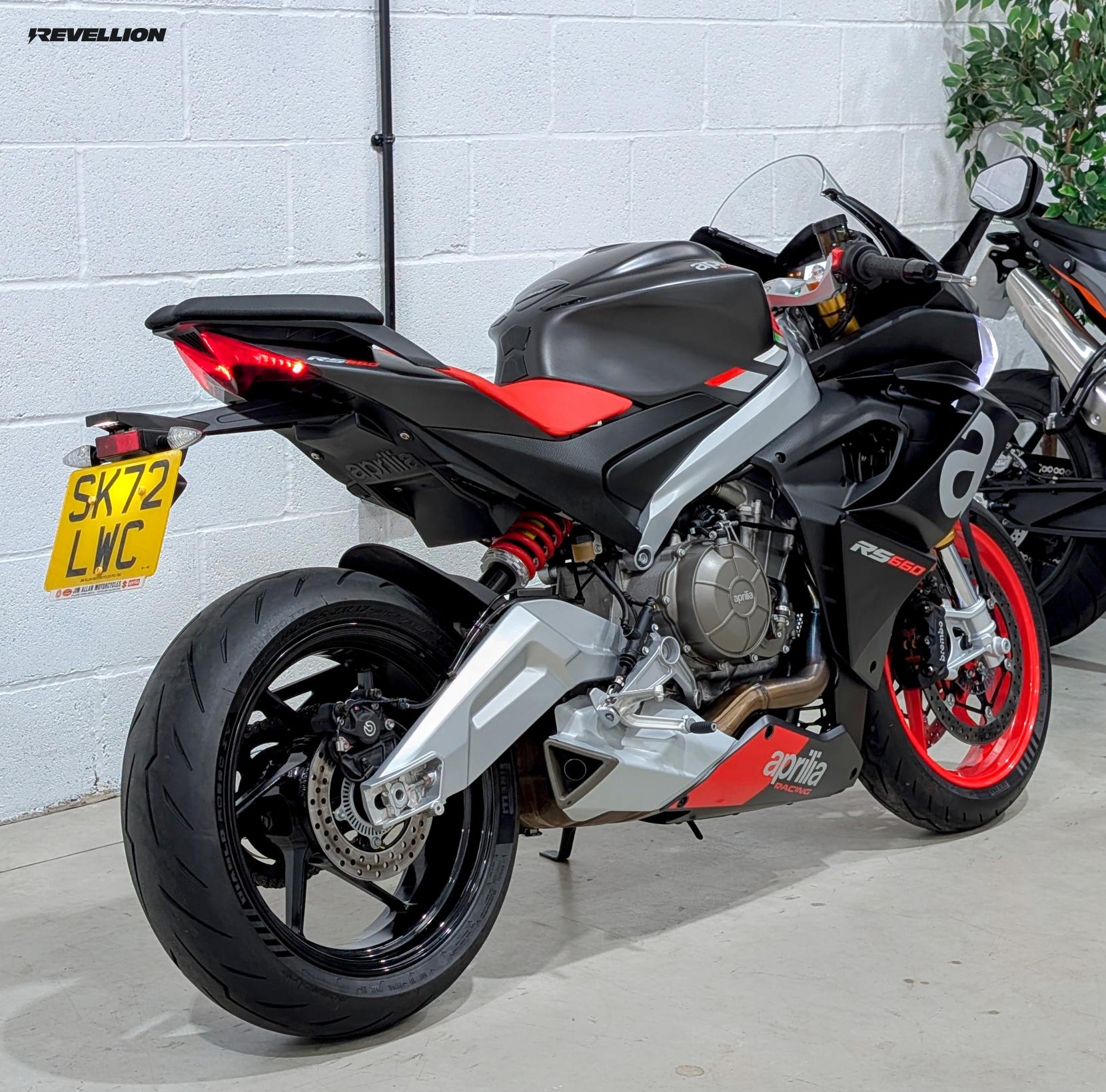 Aprilia RS 660 660 Super Sports Petrol Manual Euro 5 (105 ps)