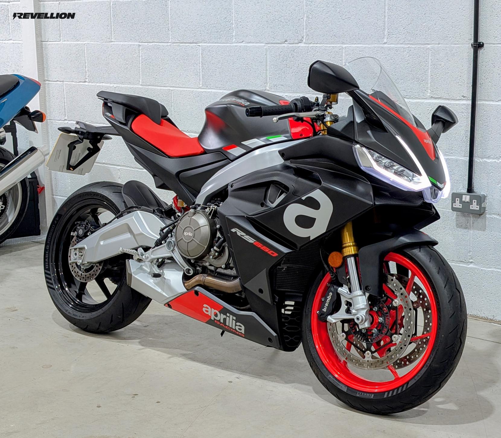 Aprilia RS 660 660 Super Sports Petrol Manual Euro 5 (105 ps)