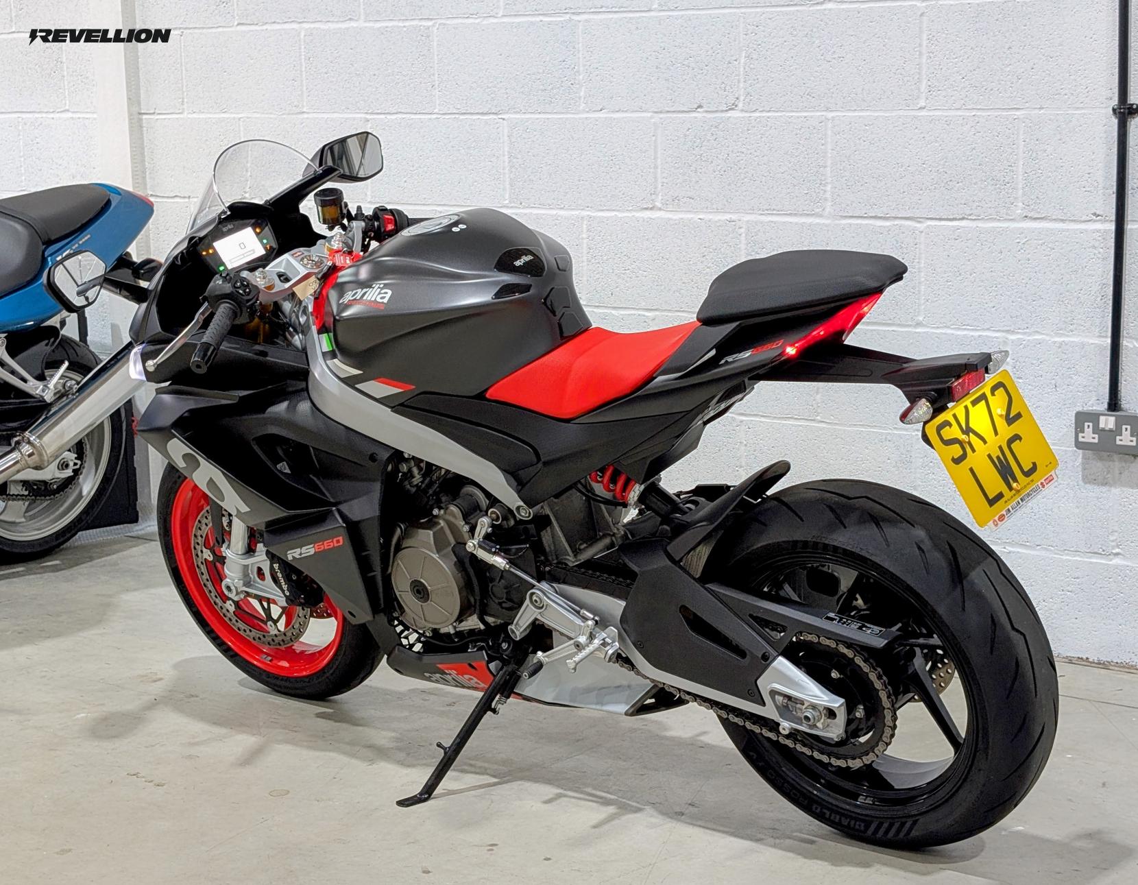 Aprilia RS 660 660 Super Sports Petrol Manual Euro 5 (105 ps)