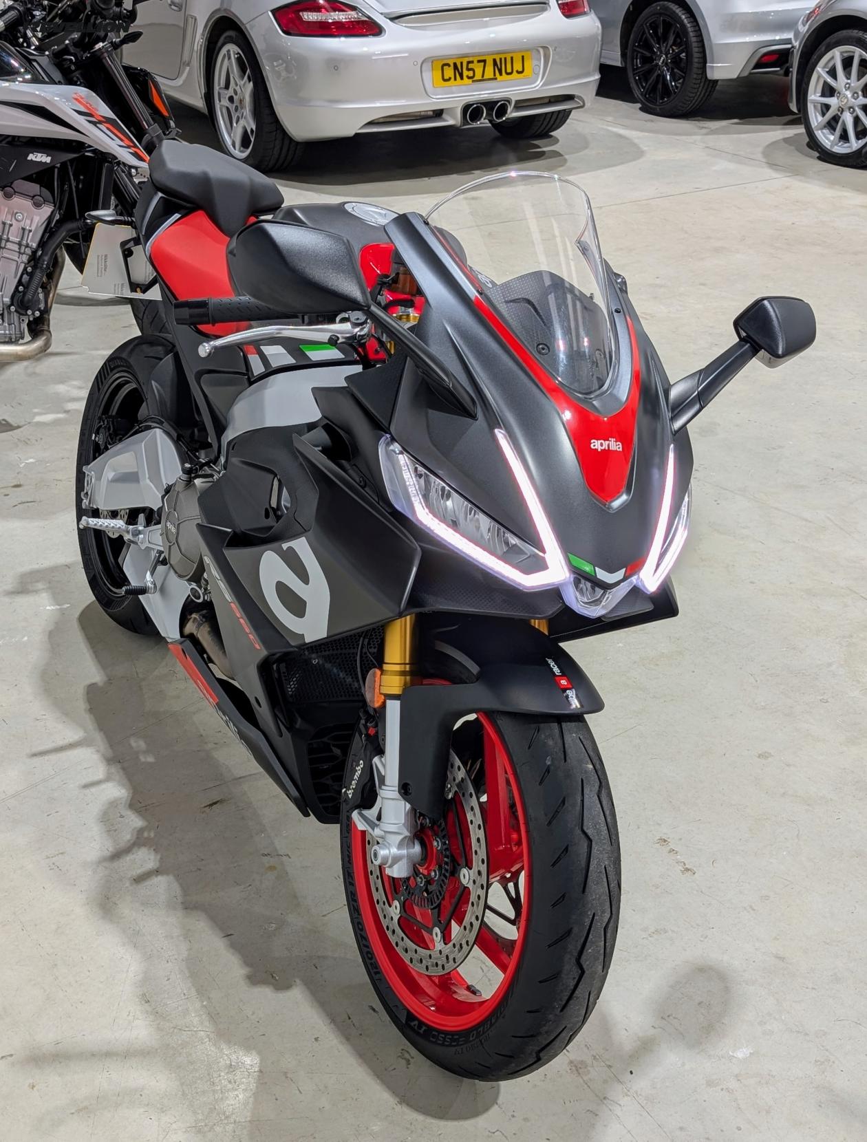 Aprilia RS 660 660 Super Sports Petrol Manual Euro 5 (105 ps)