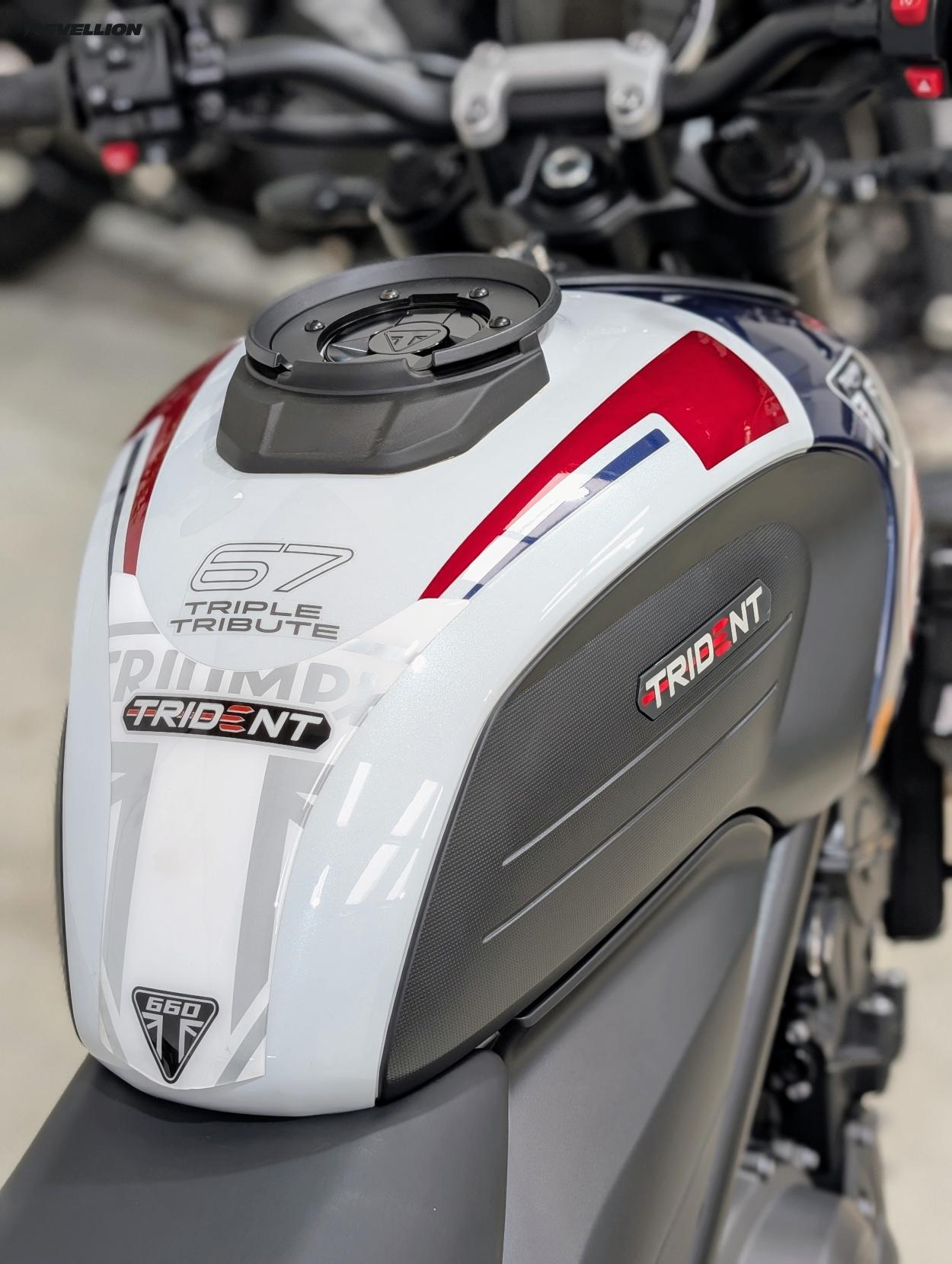 Triumph Trident 660 660 Triple Tribute Edition Roadster/Retro Petrol Manual X-Ring Euro 5 (82 ps)