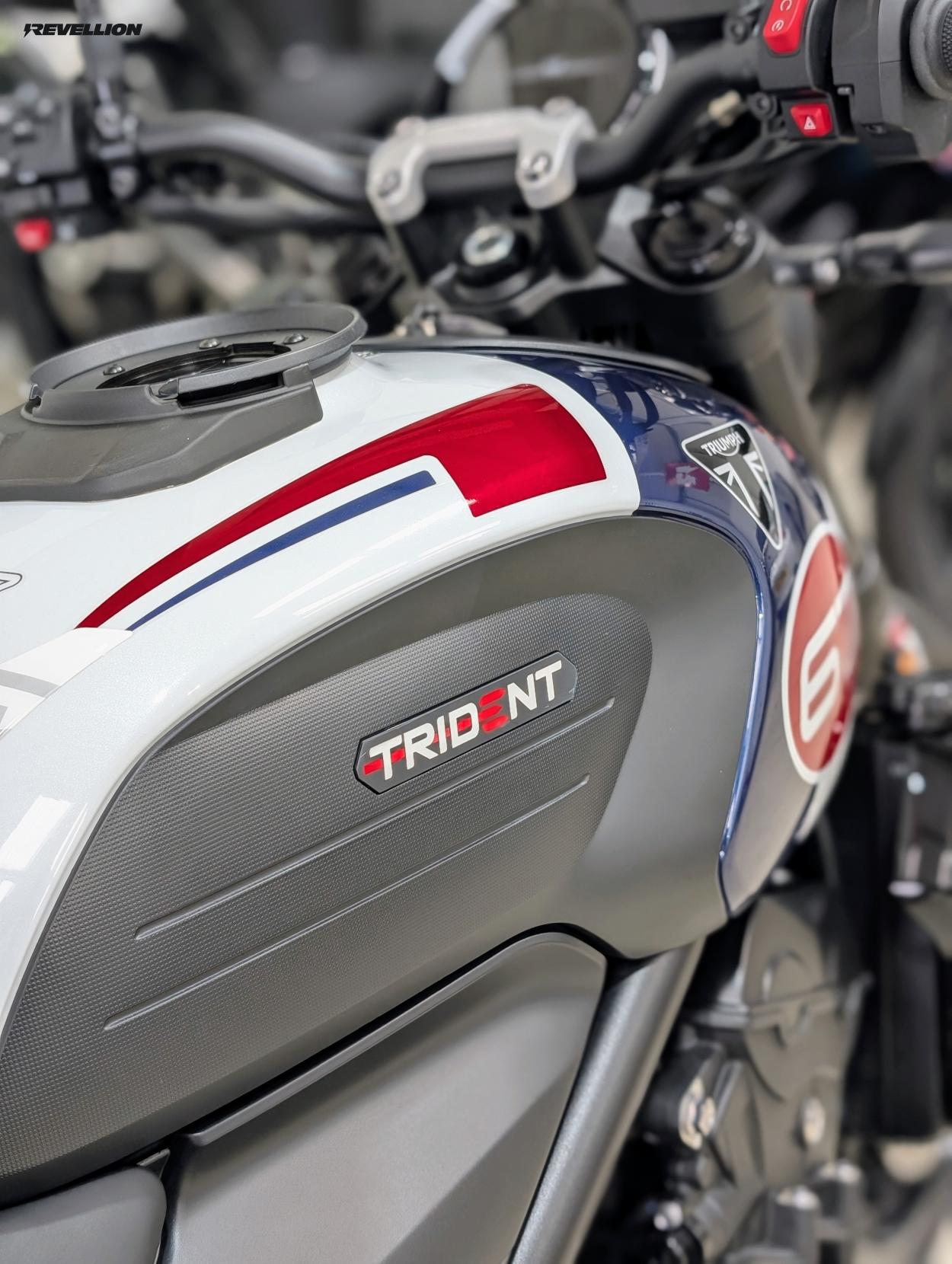 Triumph Trident 660 660 Triple Tribute Edition Roadster/Retro Petrol Manual X-Ring Euro 5 (82 ps)