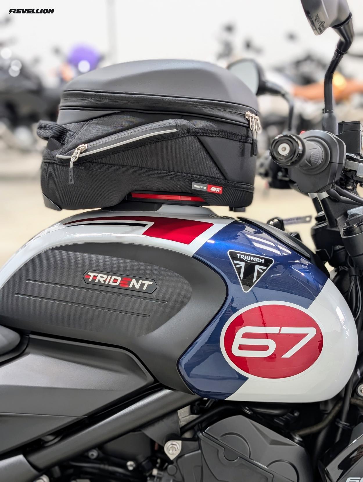 Triumph Trident 660 660 Triple Tribute Edition Roadster/Retro Petrol Manual X-Ring Euro 5 (82 ps)