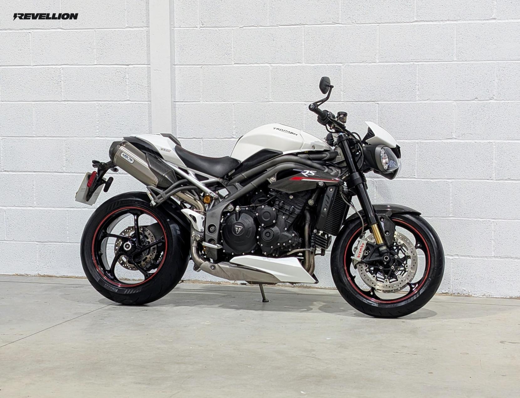 Triumph Speed Triple 1050 1050 RS Naked Petrol Manual Euro 4 (150 ps)