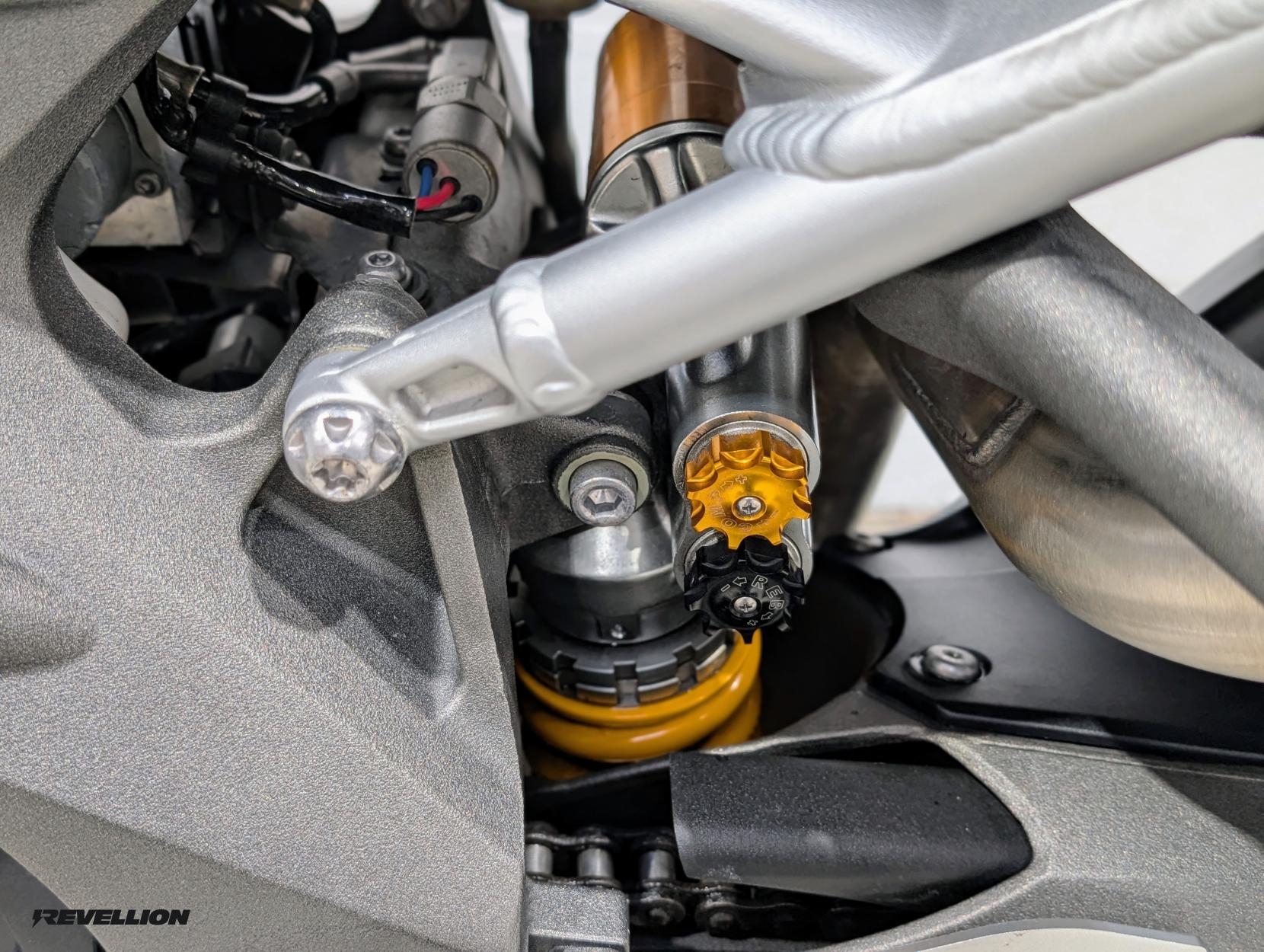 Triumph Speed Triple 1050 1050 RS Naked Petrol Manual Euro 4 (150 ps)