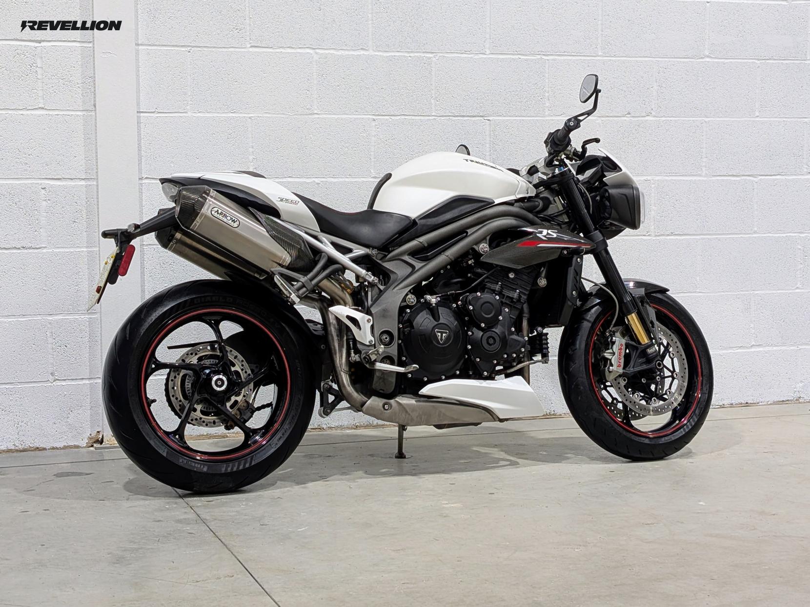 Triumph Speed Triple 1050 1050 RS Naked Petrol Manual Euro 4 (150 ps)