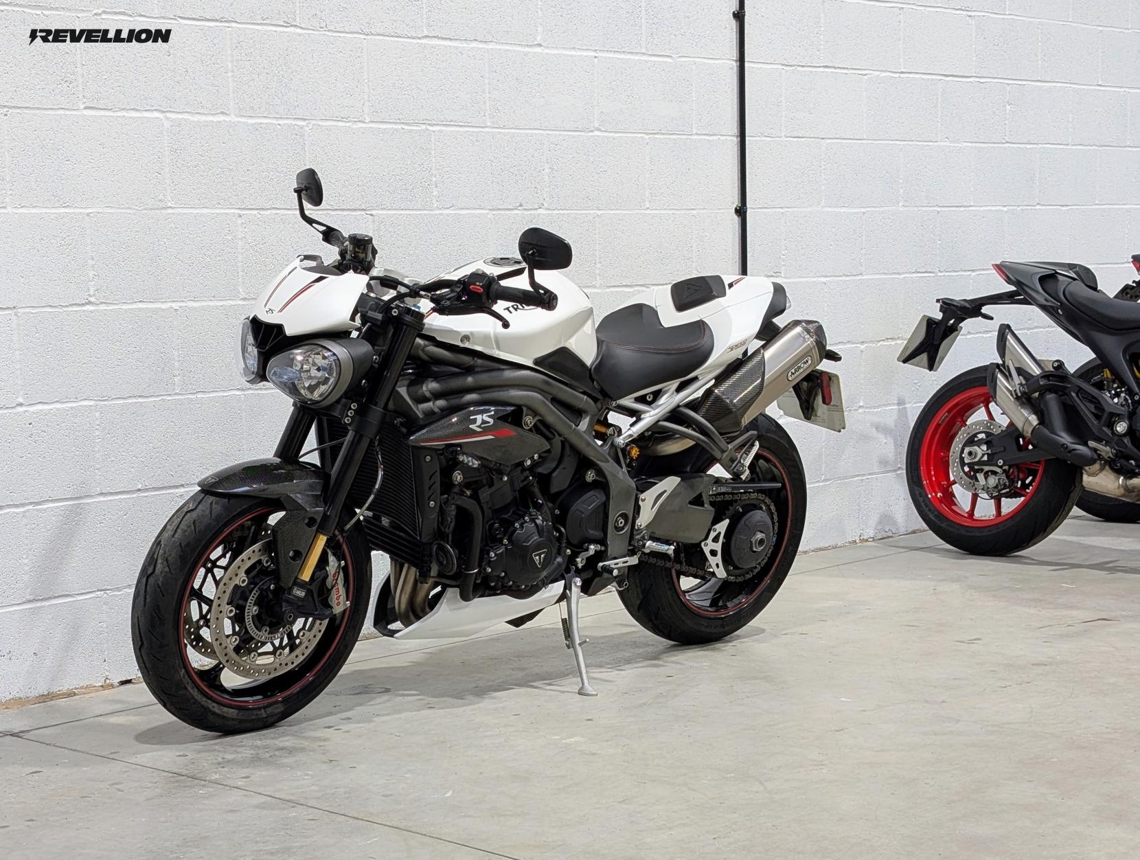Triumph Speed Triple 1050 1050 RS Naked Petrol Manual Euro 4 (150 ps)