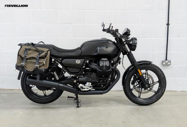 Moto Guzzi V7 853 IV Stone Roadster/Retro Petrol Manual Euro 5 (65 ps)