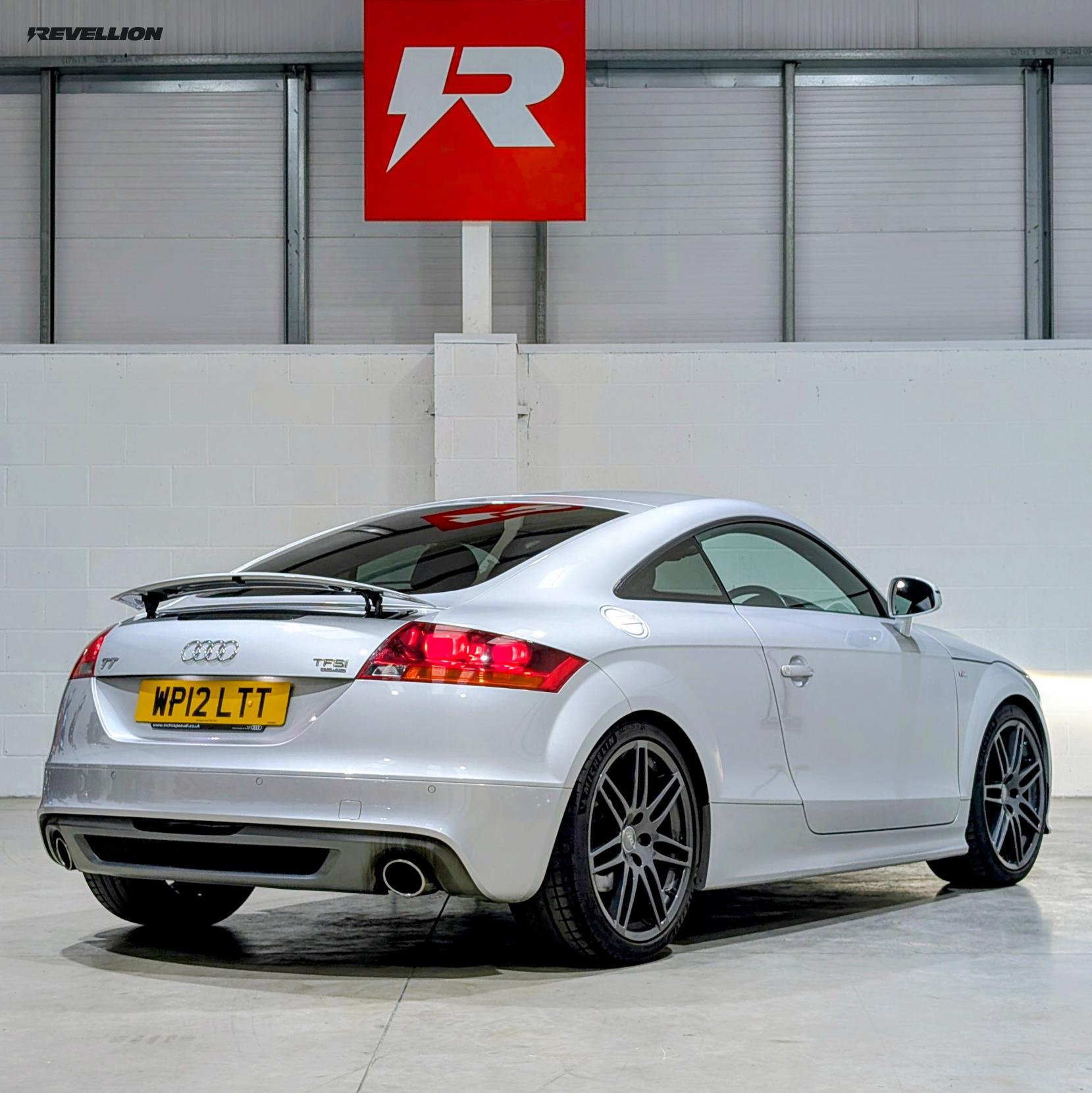 Audi TT 2.0 TFSI Black Edition Coupe 3dr Petrol S Tronic quattro Euro 5 (s/s) (211 ps)