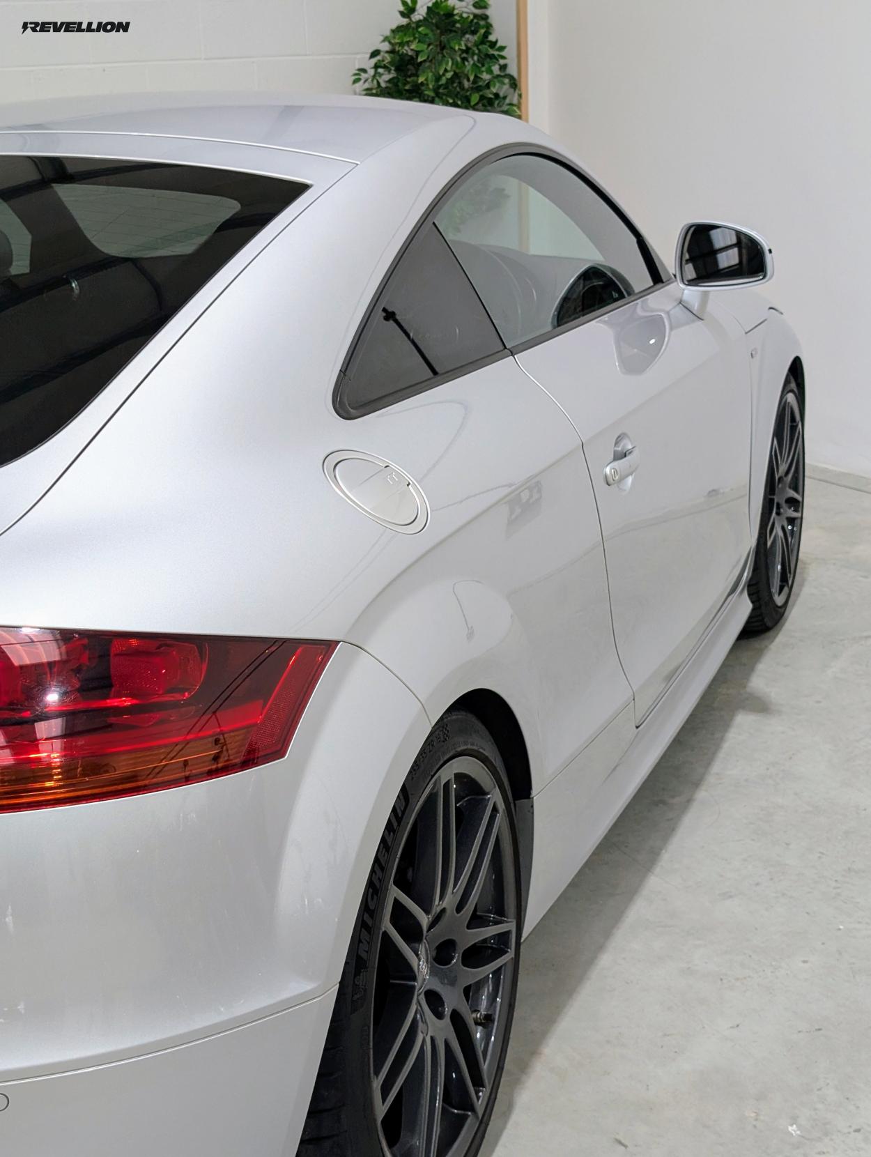 Audi TT 2.0 TFSI Black Edition Coupe 3dr Petrol S Tronic quattro Euro 5 (s/s) (211 ps)
