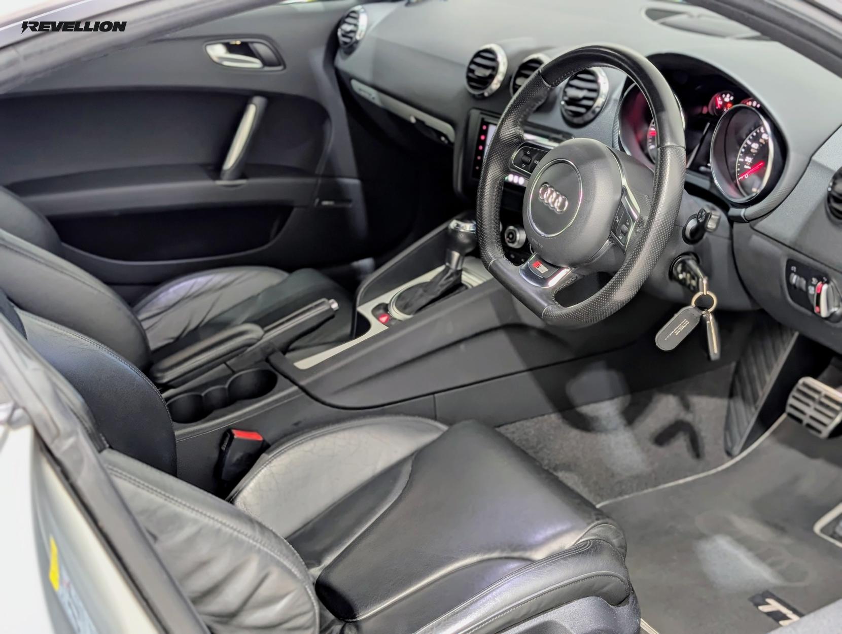 Audi TT 2.0 TFSI Black Edition Coupe 3dr Petrol S Tronic quattro Euro 5 (s/s) (211 ps)