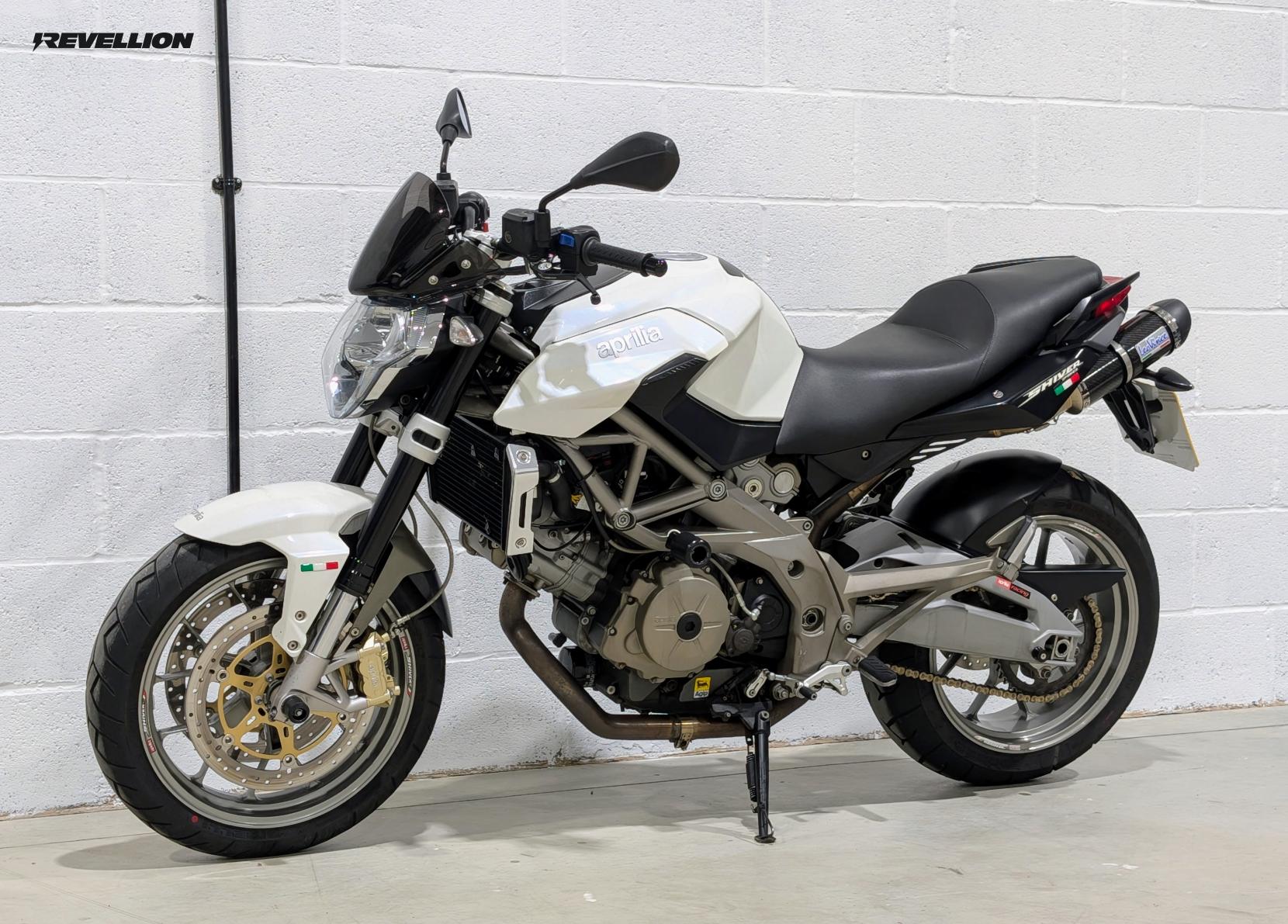 Aprilia Shiver 750 17 SL Naked Petrol Manual (93 ps)