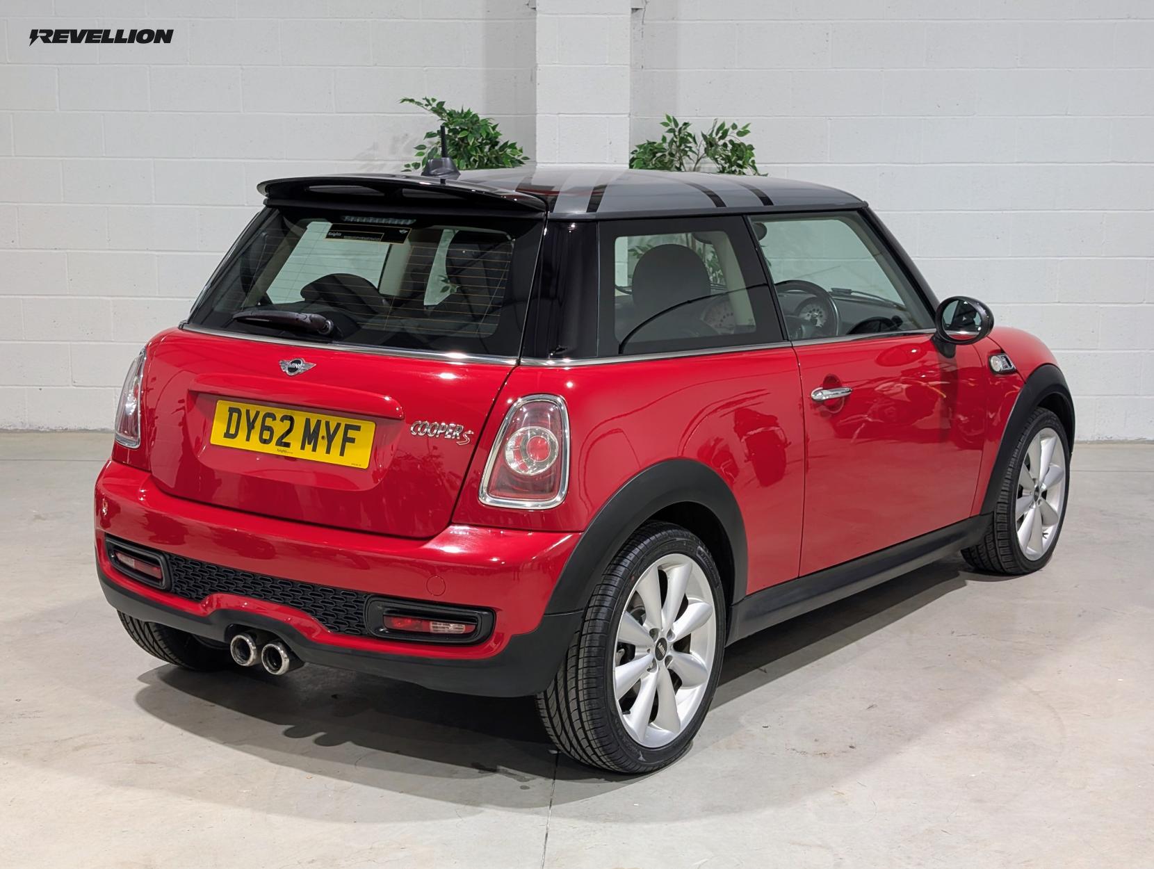 MINI Hatch 1.6 Cooper S Hatchback 3dr Petrol Manual Euro 5 (s/s) (184 ps)