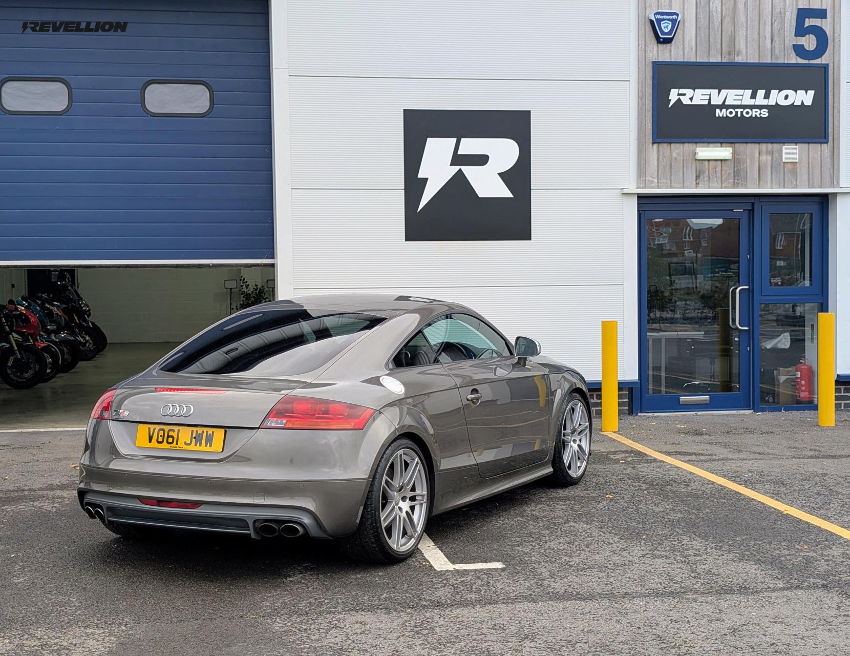 Audi TTS 2.0 TFSI Black Edition Coupe 3dr Petrol Manual quattro Euro 5 (272 ps)