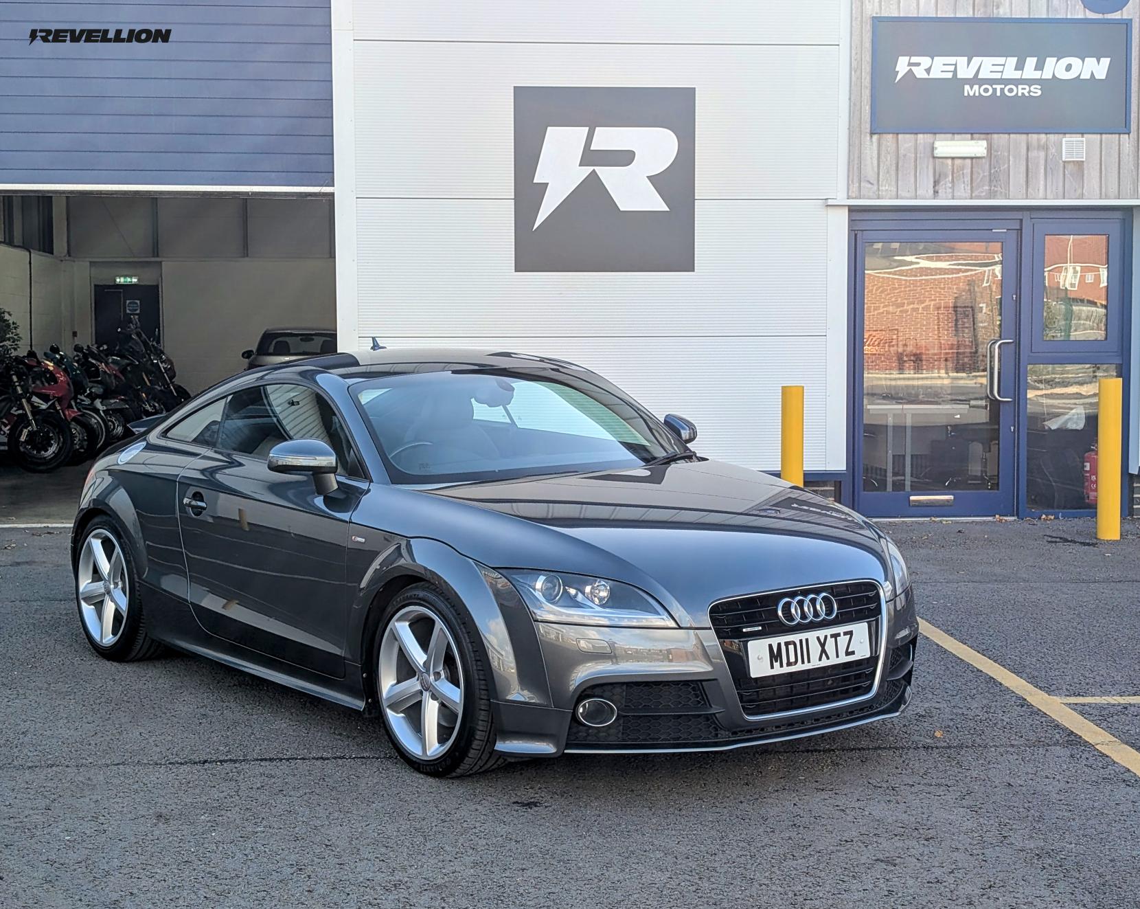 Audi TT 2.0 TFSI S line Coupe 3dr Petrol S Tronic quattro Euro 5 (s/s) (211 ps)