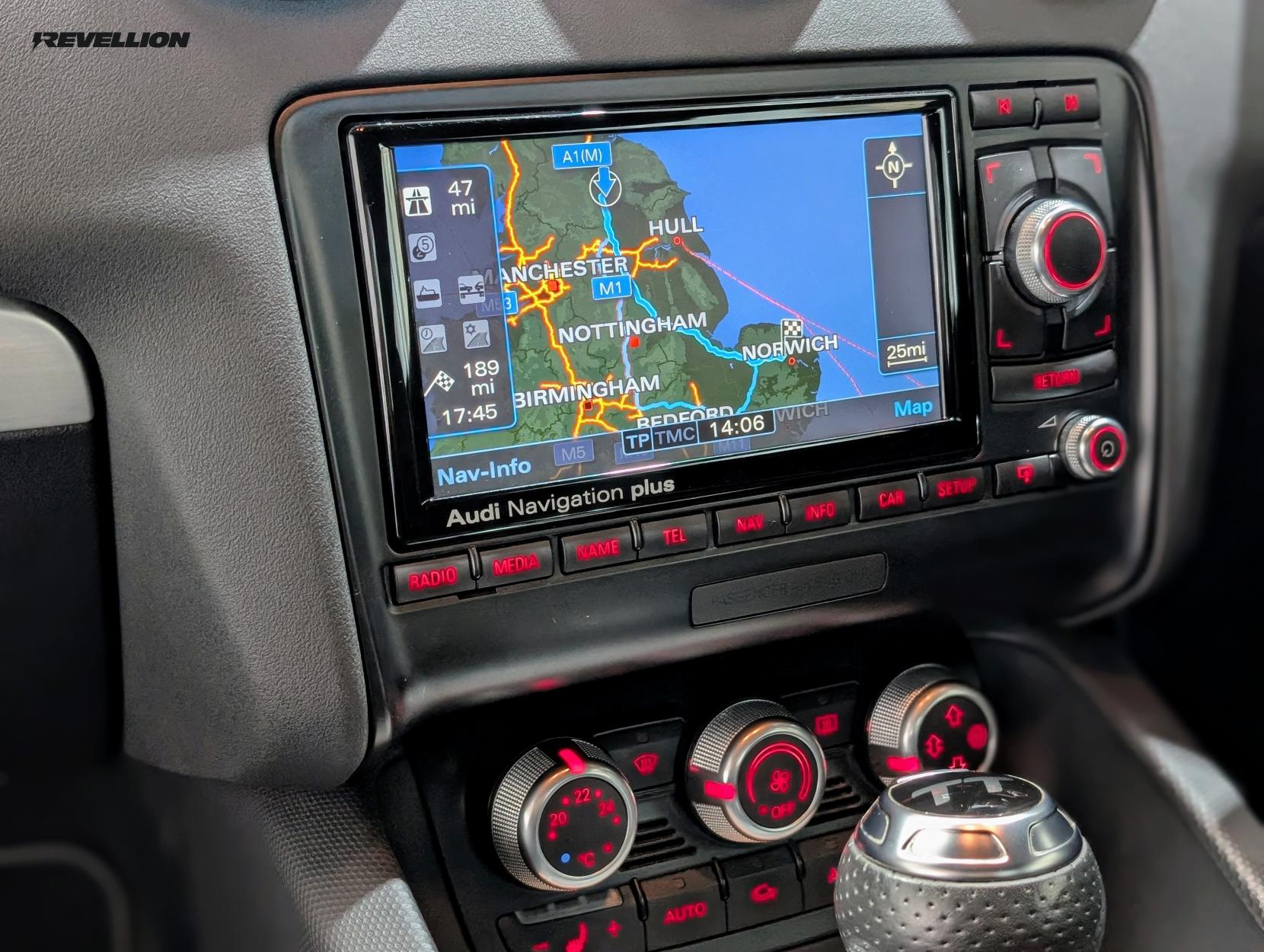 Audi TT 2.0 TFSI S line Coupe 3dr Petrol S Tronic quattro Euro 5 (s/s) (211 ps)