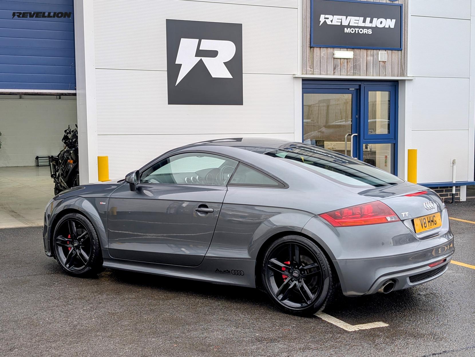 Audi TT 2.0 TFSI S line Coupe 3dr Petrol S Tronic quattro Euro 5 (s/s) (211 ps)