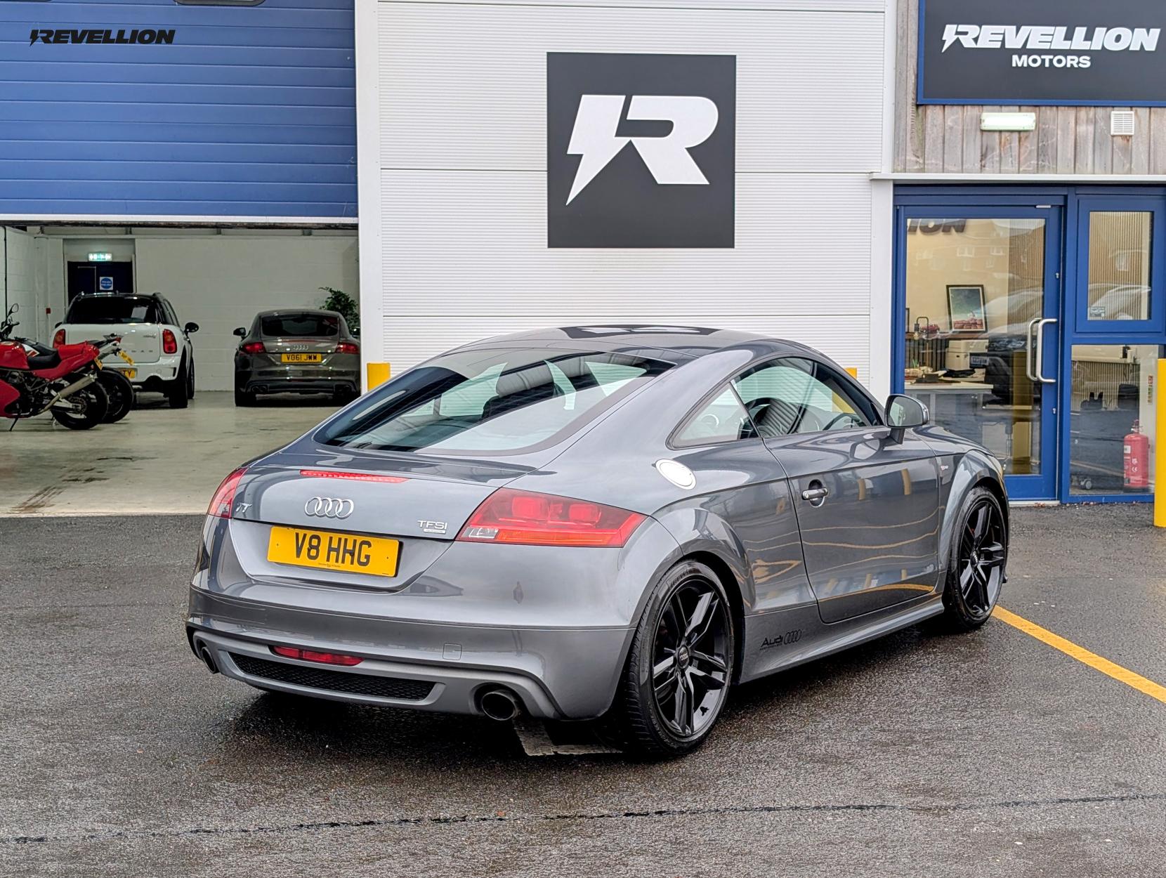 Audi TT 2.0 TFSI S line Coupe 3dr Petrol S Tronic quattro Euro 5 (s/s) (211 ps)