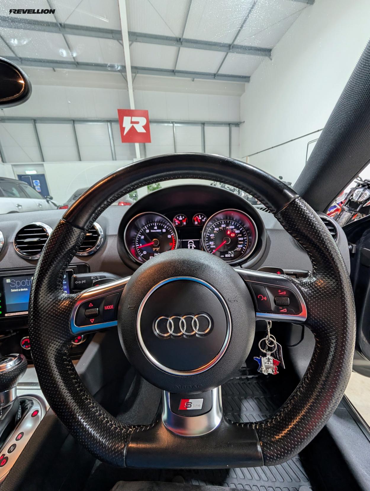 Audi TT 2.0 TFSI S line Coupe 3dr Petrol S Tronic quattro Euro 5 (s/s) (211 ps)