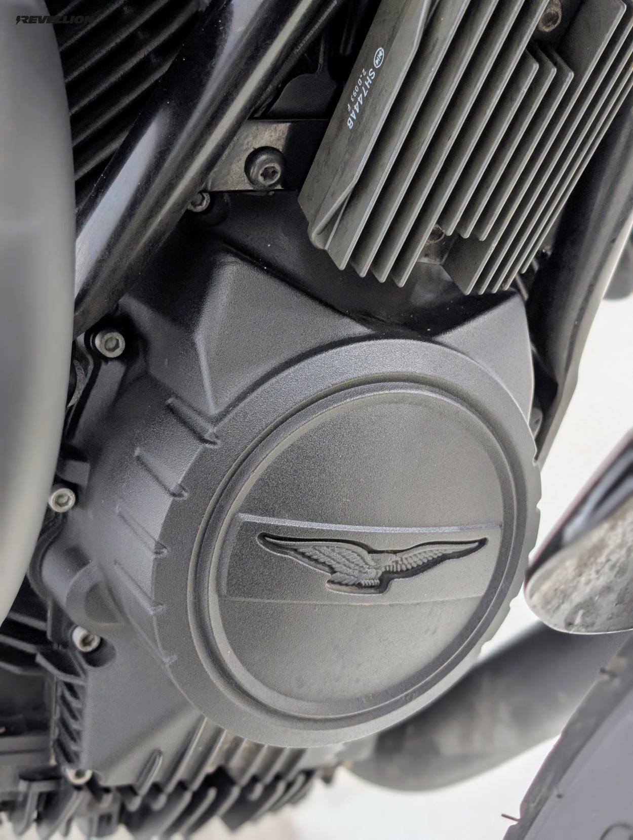 Moto Guzzi V7 853 Stone Special Edition Roadster/Retro Petrol Manual Euro 5 (66 ps)