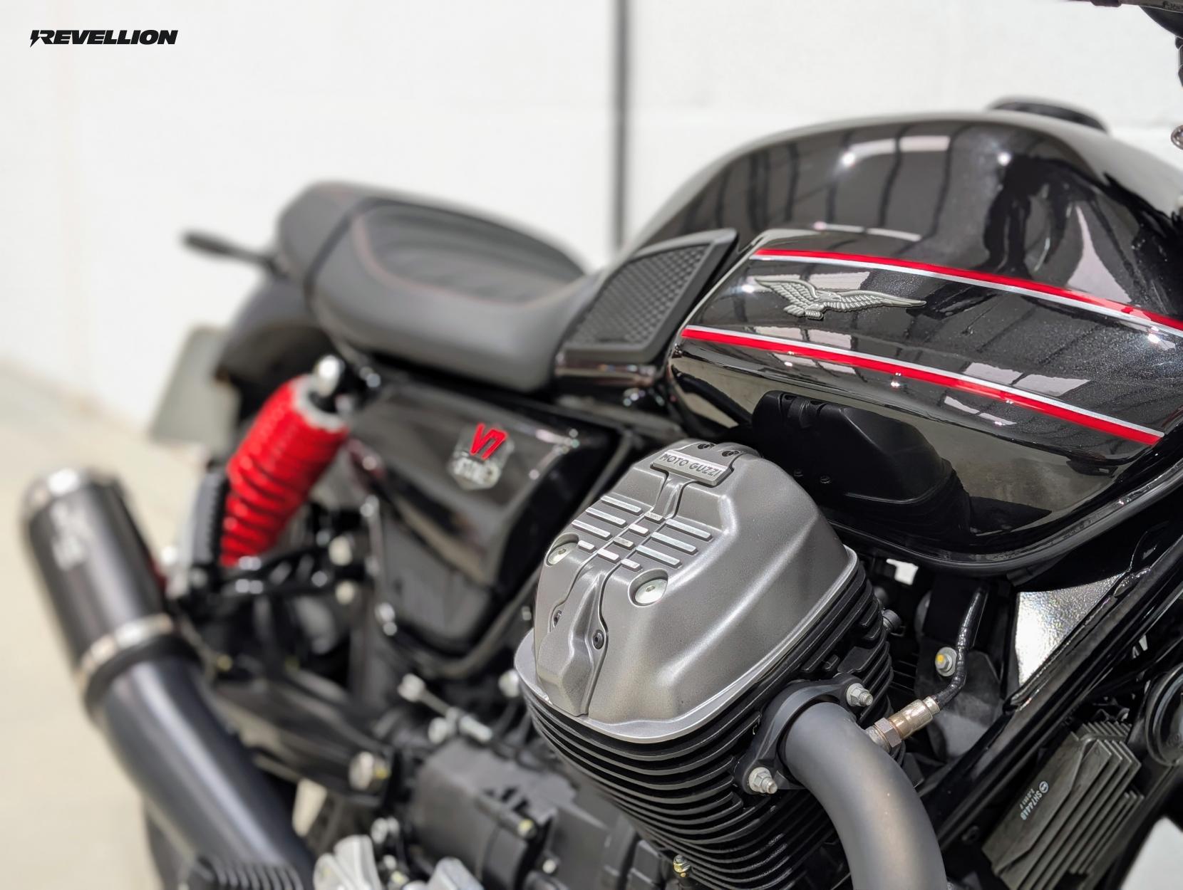 Moto Guzzi V7 853 Stone Special Edition Roadster/Retro Petrol Manual Euro 5 (66 ps)