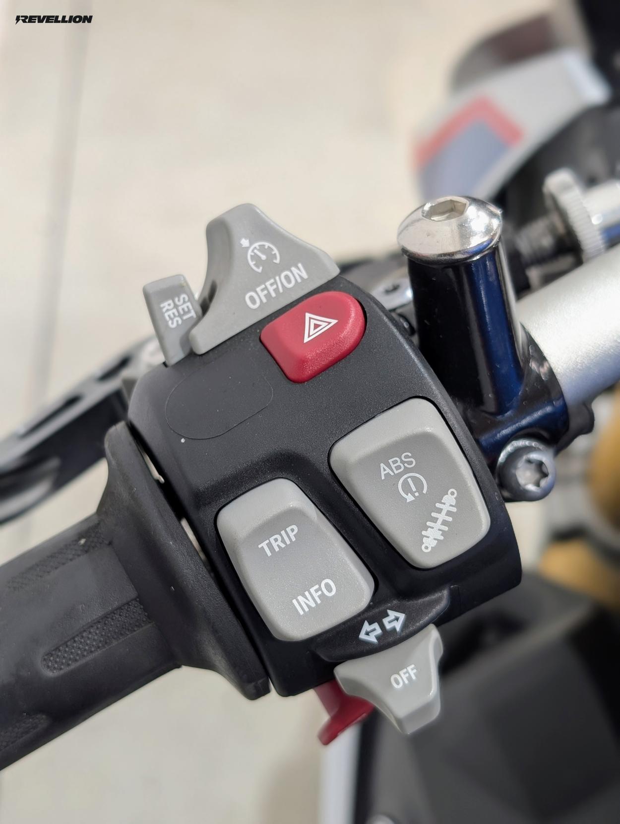 BMW S 1000 R 1000 Sport Naked Petrol Manual Euro 4 (164 ps)