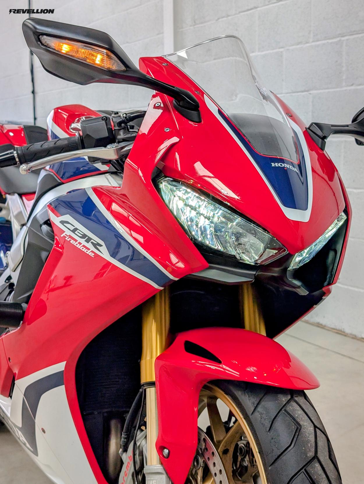Honda CBR1000RR Fireblade SP 1000 Super Sports Petrol Manual Euro 4 (192 ps)