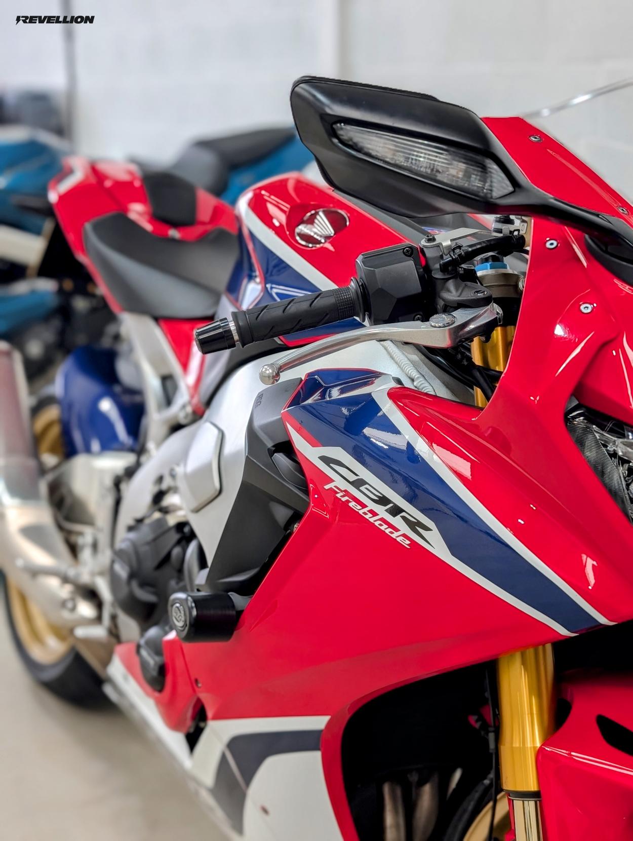 Honda CBR1000RR Fireblade SP 1000 Super Sports Petrol Manual Euro 4 (192 ps)