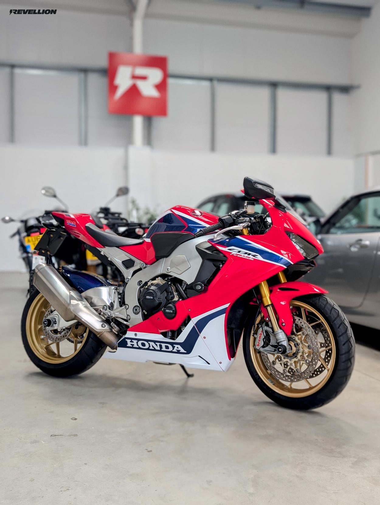 Honda CBR1000RR Fireblade SP 1000 Super Sports Petrol Manual Euro 4 (192 ps)
