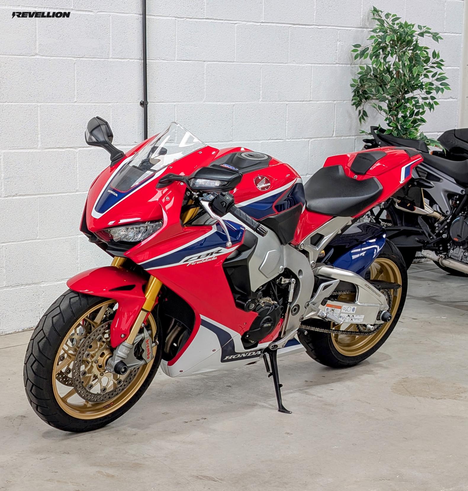 Honda CBR1000RR Fireblade SP 1000 Super Sports Petrol Manual Euro 4 (192 ps)