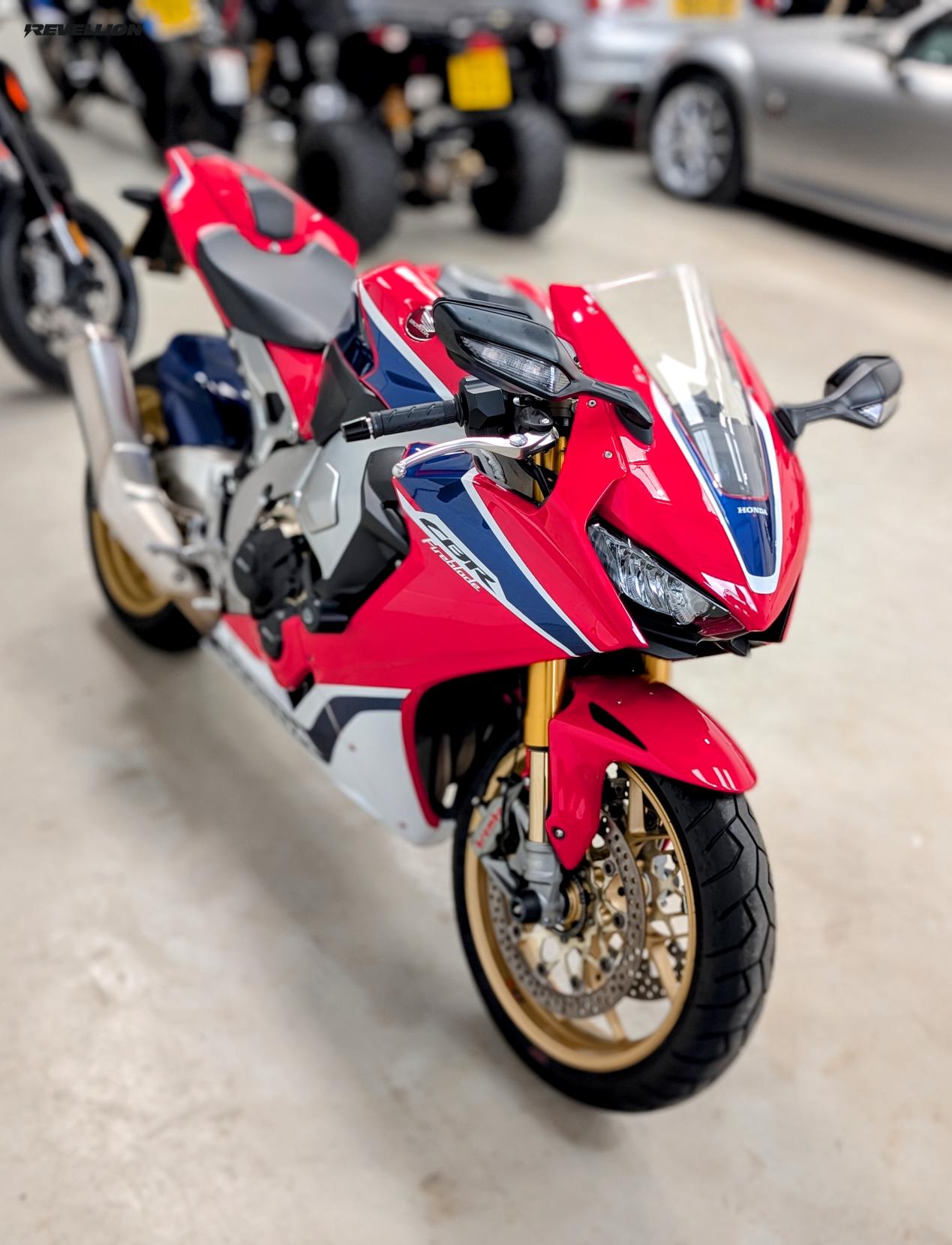 Honda CBR1000RR Fireblade SP 1000 Super Sports Petrol Manual Euro 4 (192 ps)