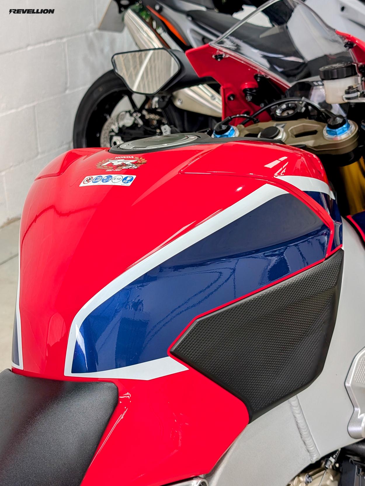 Honda CBR1000RR Fireblade SP 1000 Super Sports Petrol Manual Euro 4 (192 ps)