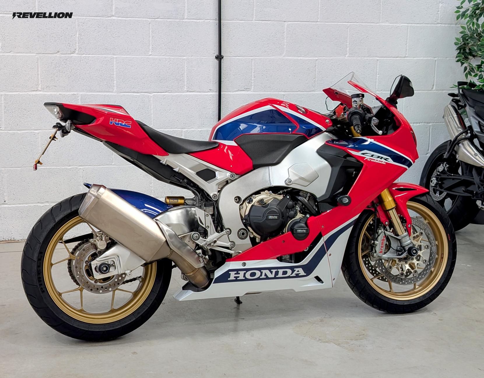 Honda CBR1000RR Fireblade SP 1000 Super Sports Petrol Manual Euro 4 (192 ps)