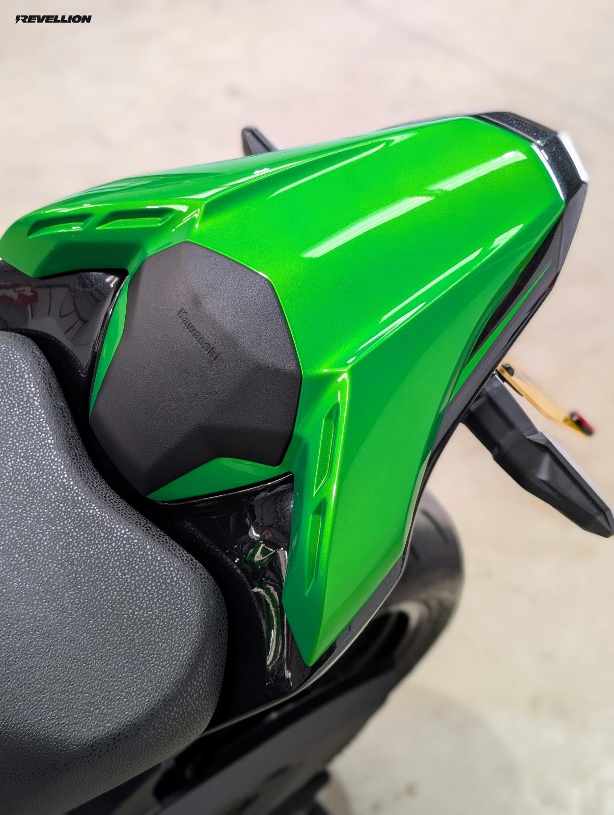 Kawasaki Z900 900 SE Supernaked Petrol Manual Euro 5 (125 ps)