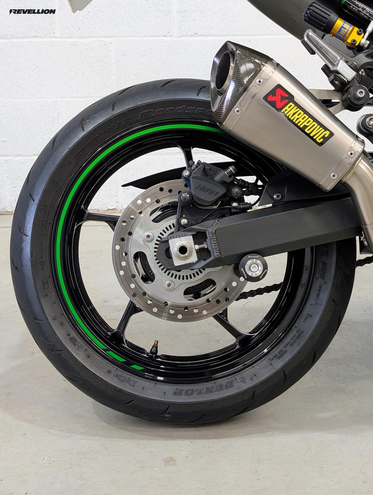 Kawasaki Z900 900 SE Supernaked Petrol Manual Euro 5 (125 ps)