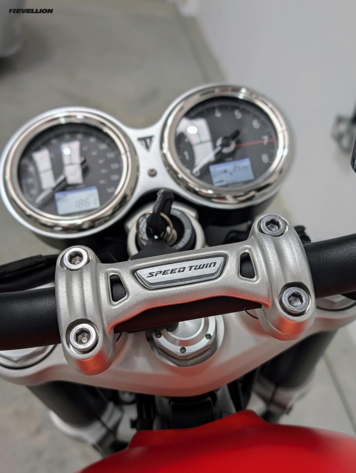 Triumph Speed Twin 1200 1200 Roadster/Retro Petrol Manual O-ring Euro 5 (101 ps)