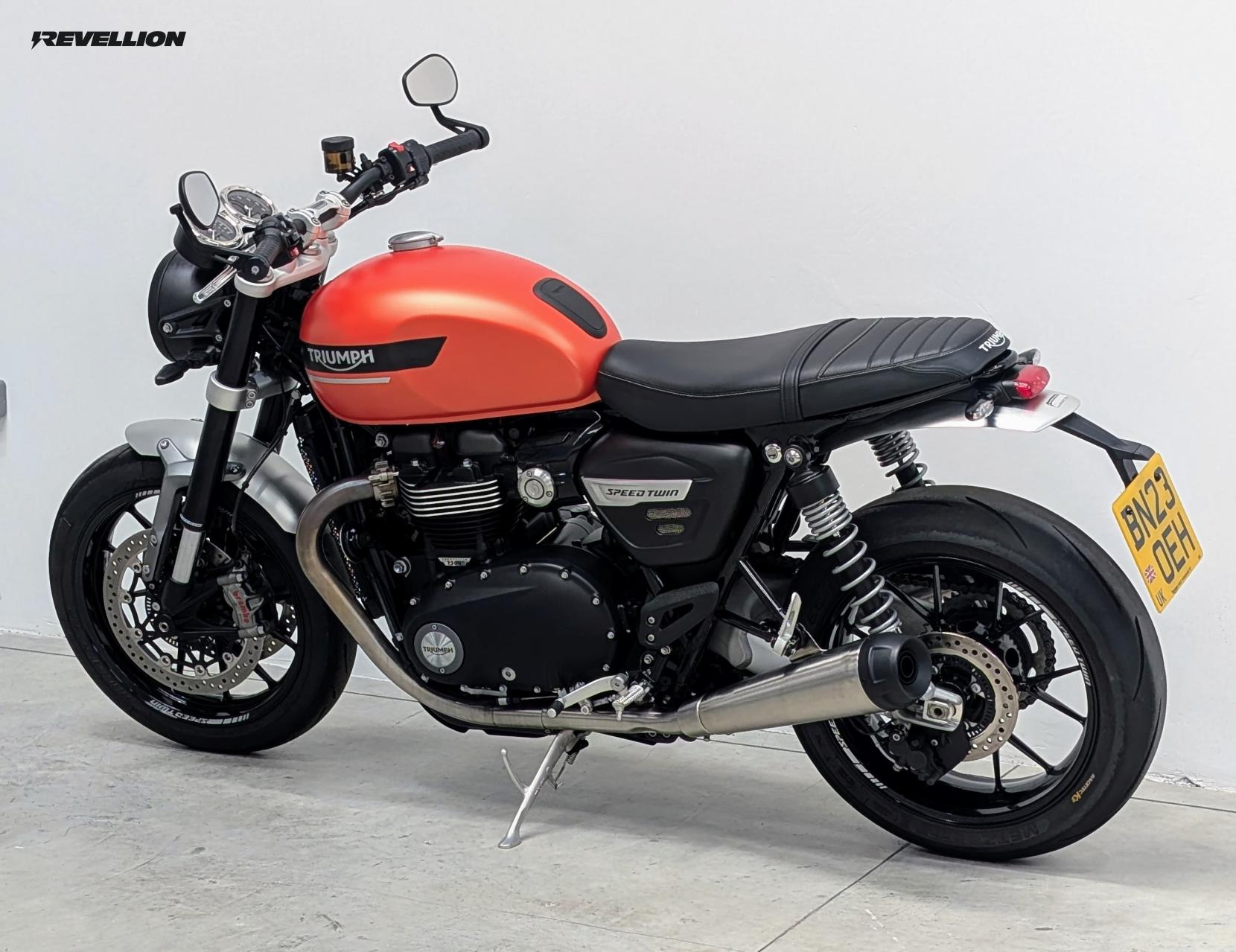 Triumph Speed Twin 1200 1200 Roadster/Retro Petrol Manual O-ring Euro 5 (101 ps)