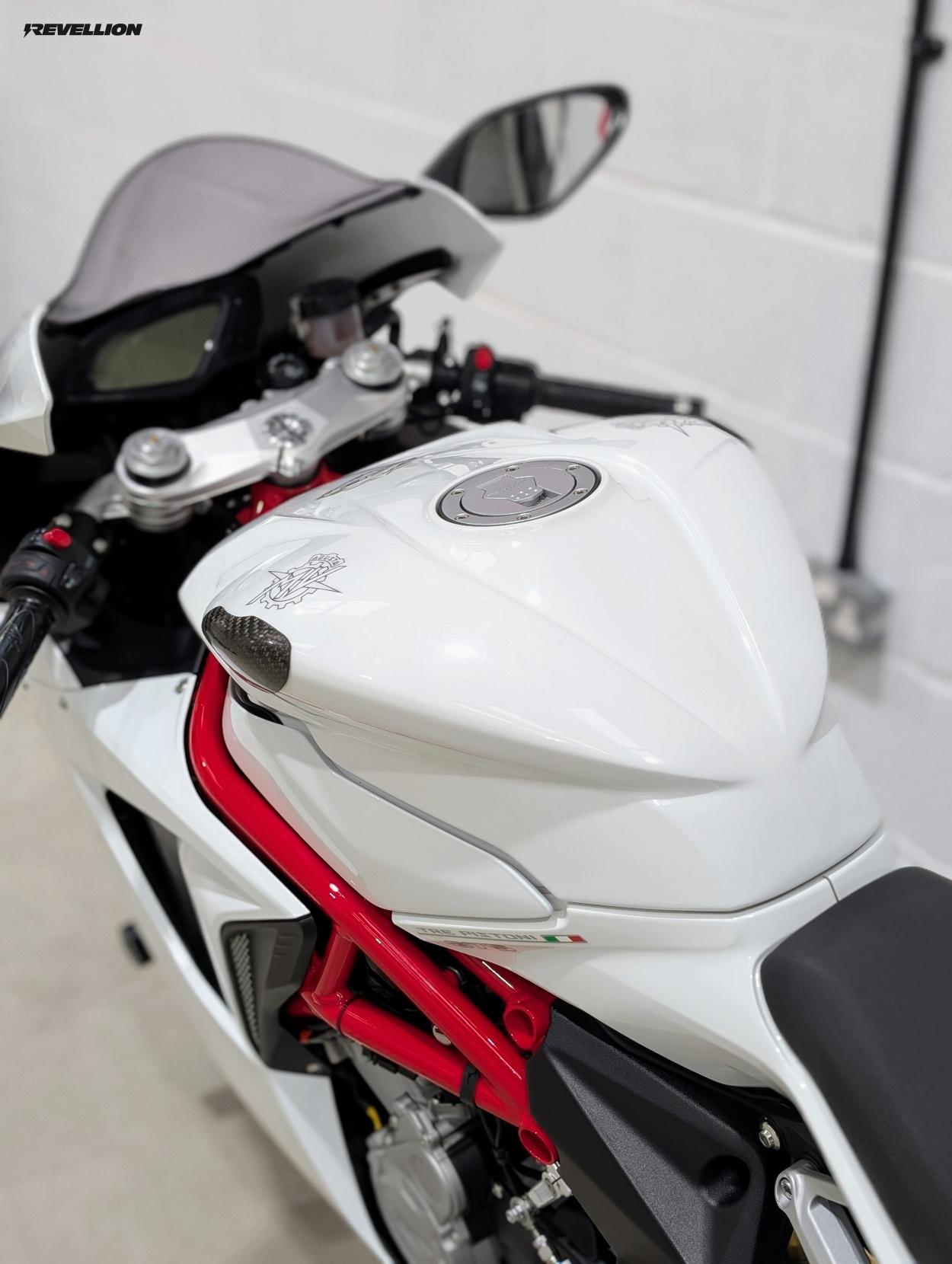 MV Agusta F3 675 675 Super Sports Petrol Manual (128 ps)