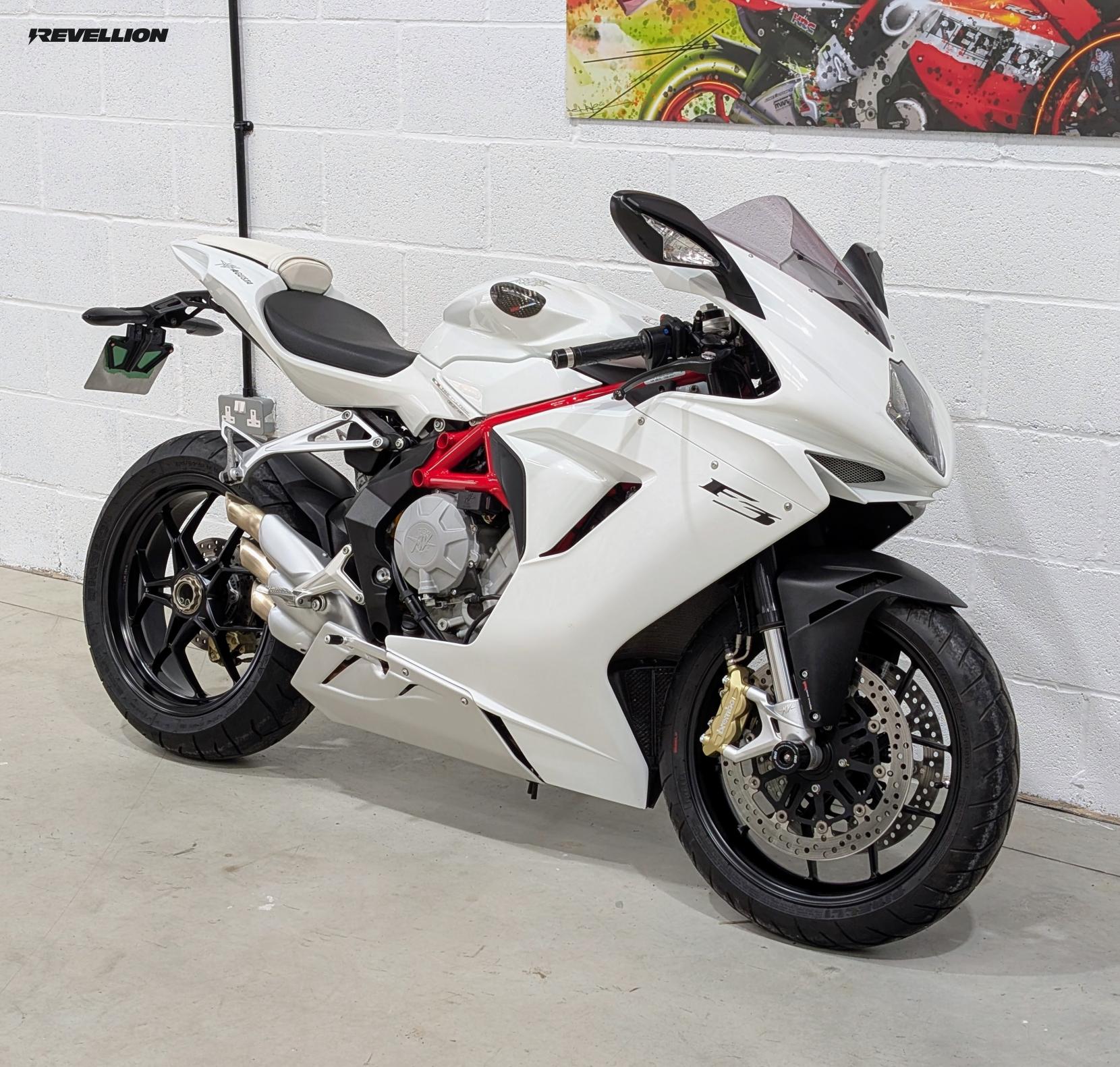 MV Agusta F3 675 675 Super Sports Petrol Manual (128 ps)
