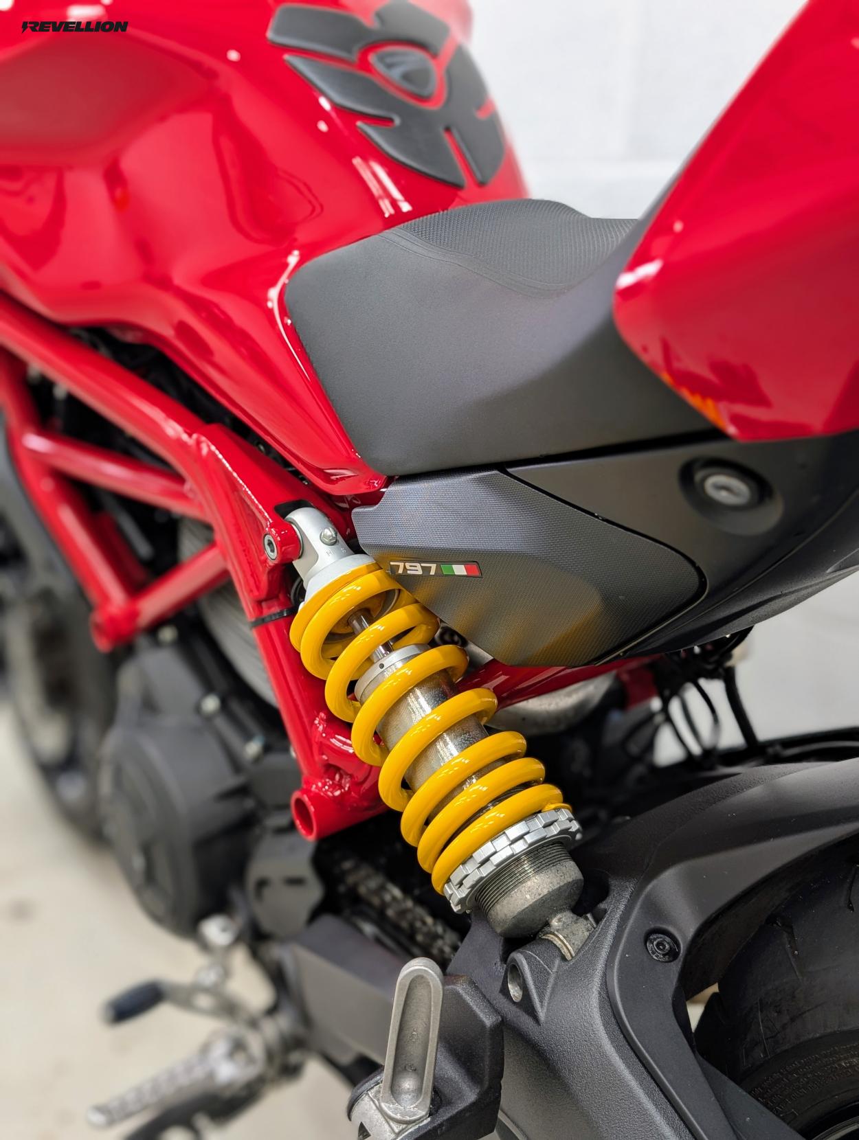 Ducati Monster 797 797 Naked Petrol Manual Euro 4 (73 ps)
