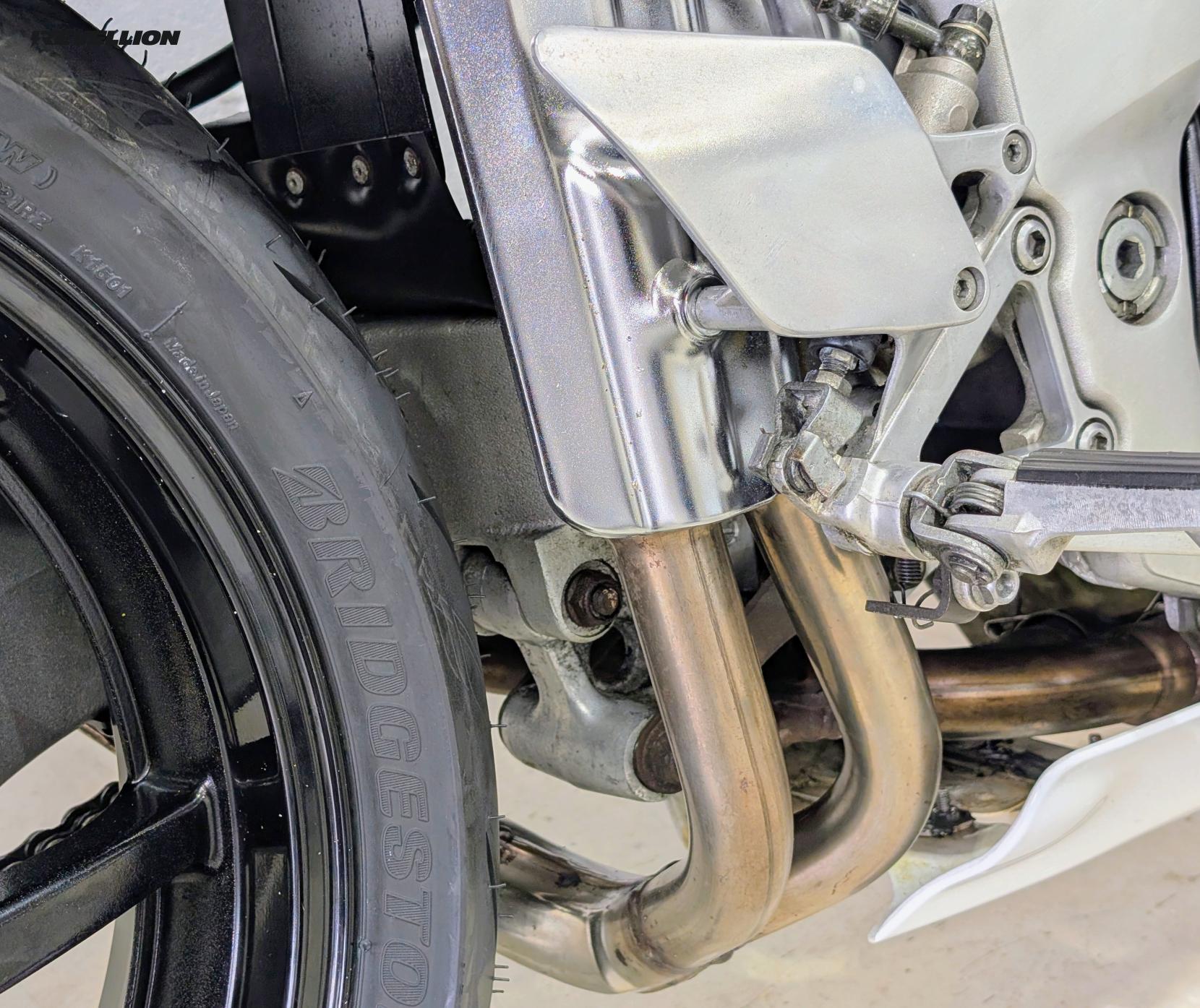 Honda RVF400 400 NC35