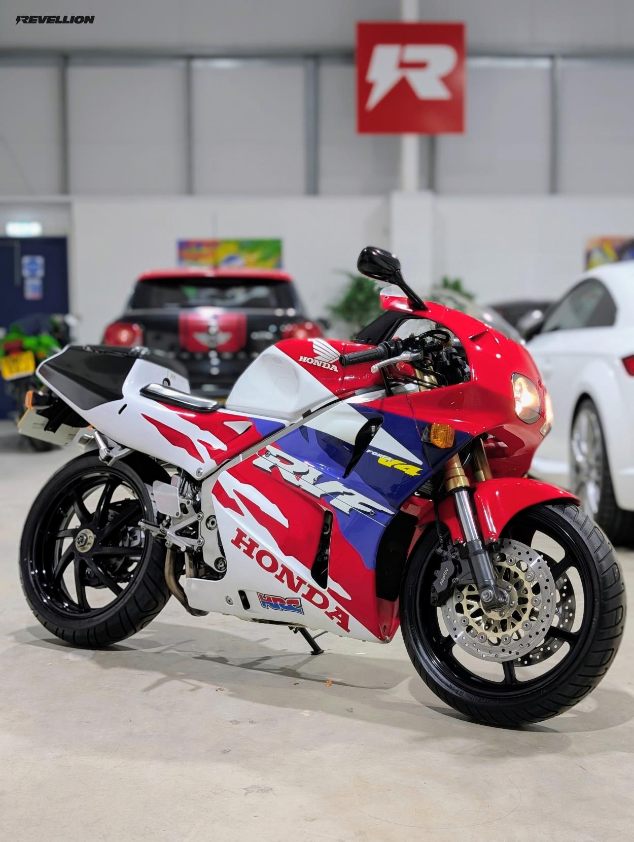 Honda RVF400 400 NC35