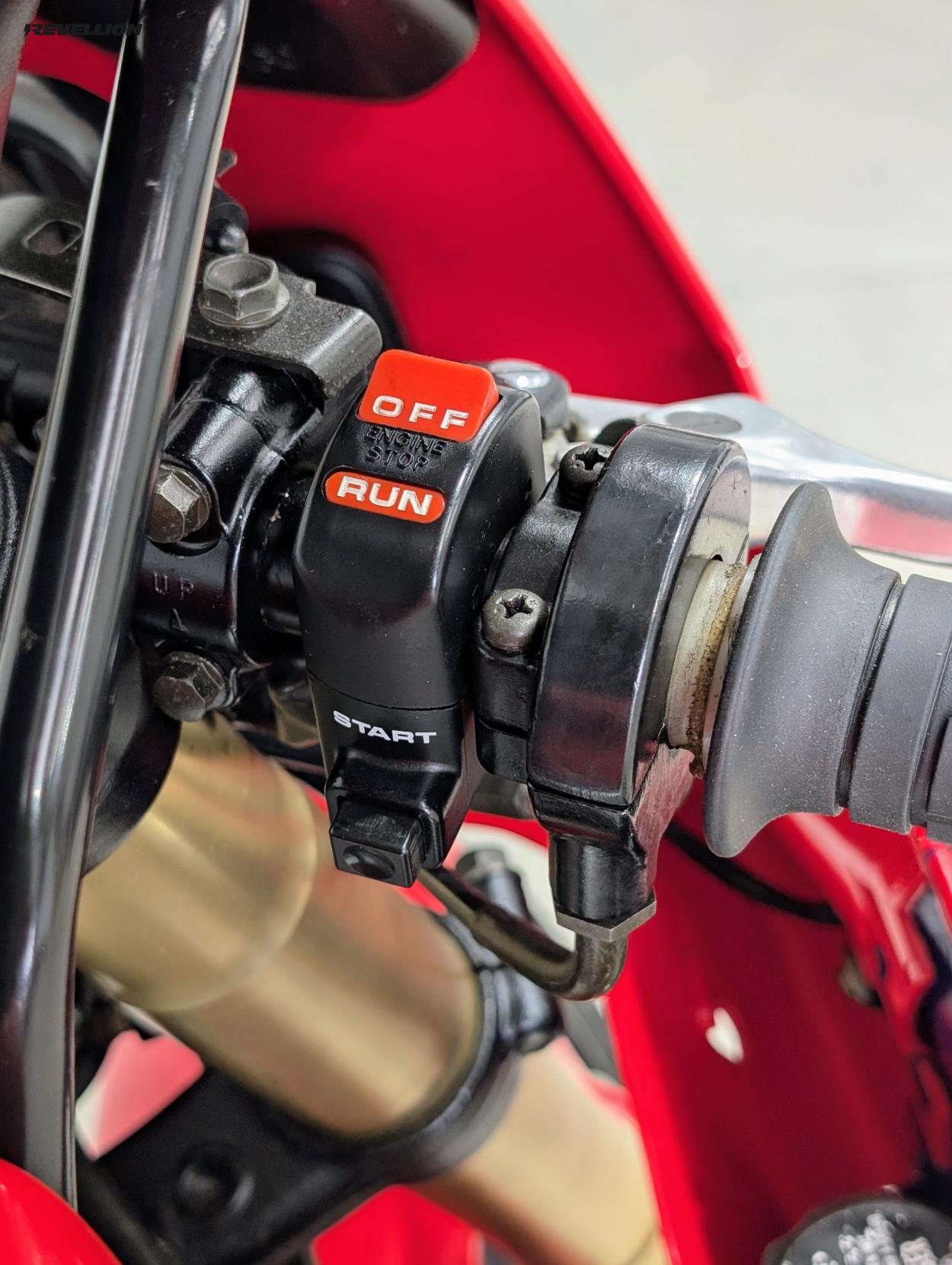 Honda RVF400 400 NC35